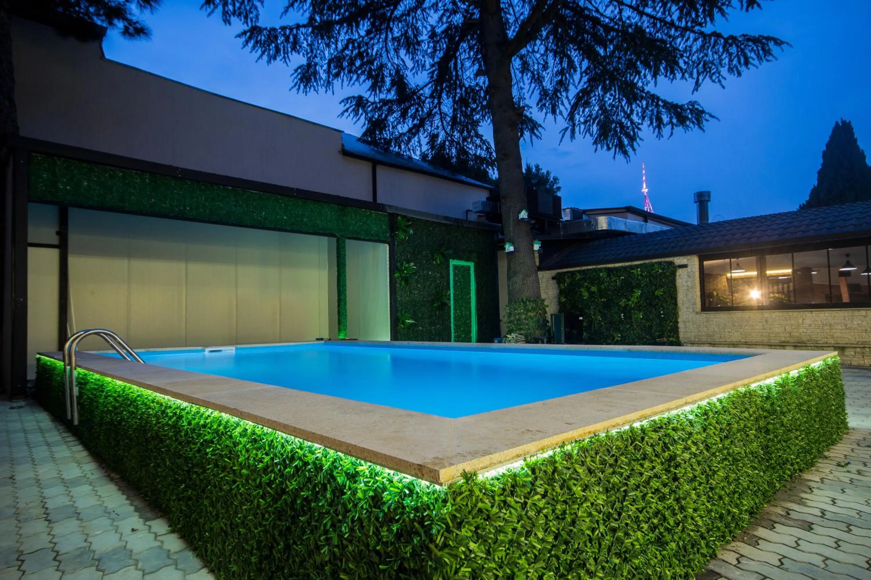 Swimming pool in Kinor David Glatt Kosher Hotel