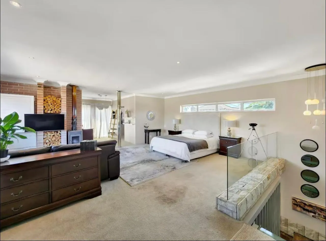 Bed in Sunset Bliss Villa, Sunset Beach, Cape Town