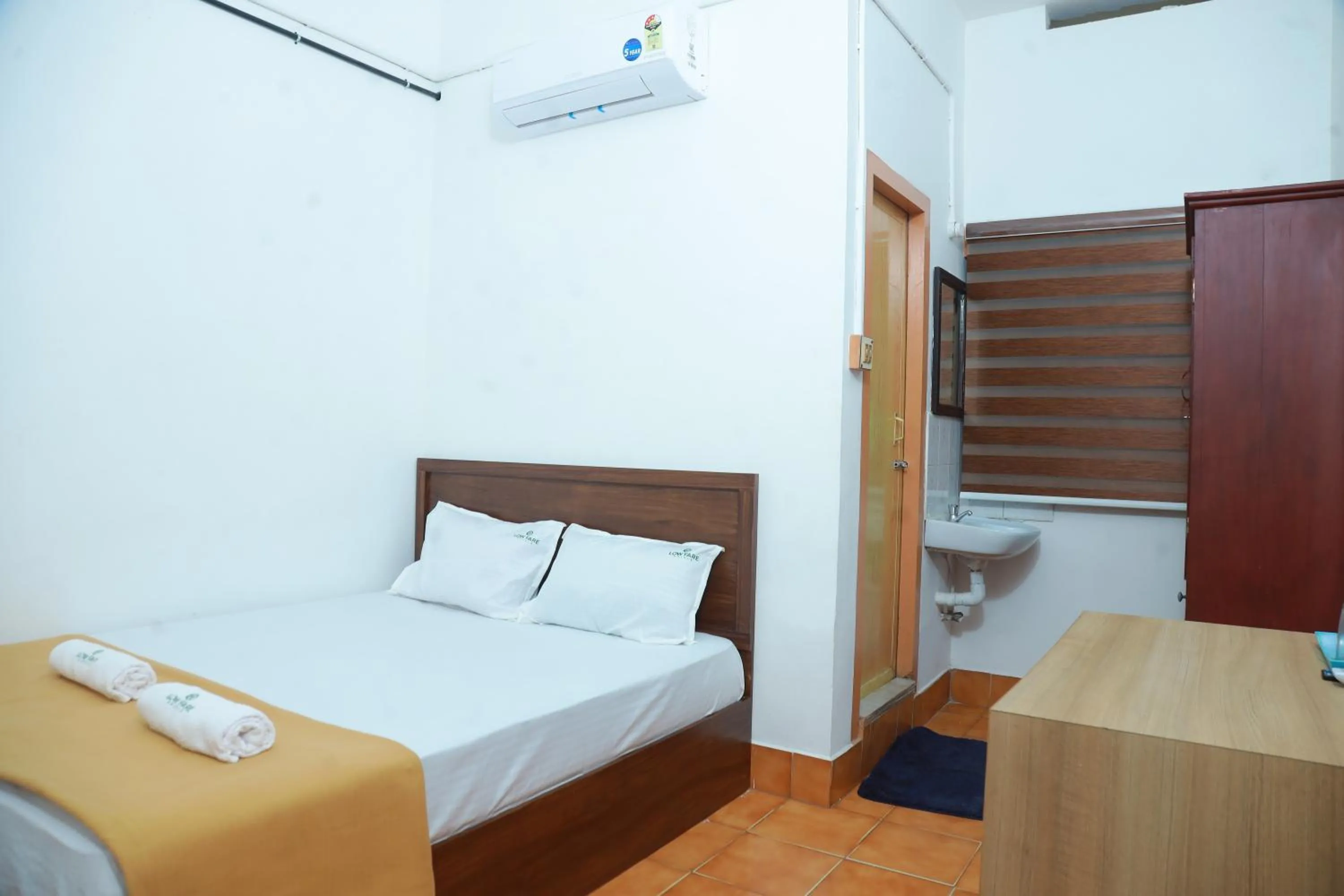 Vinayaka Tourist Home