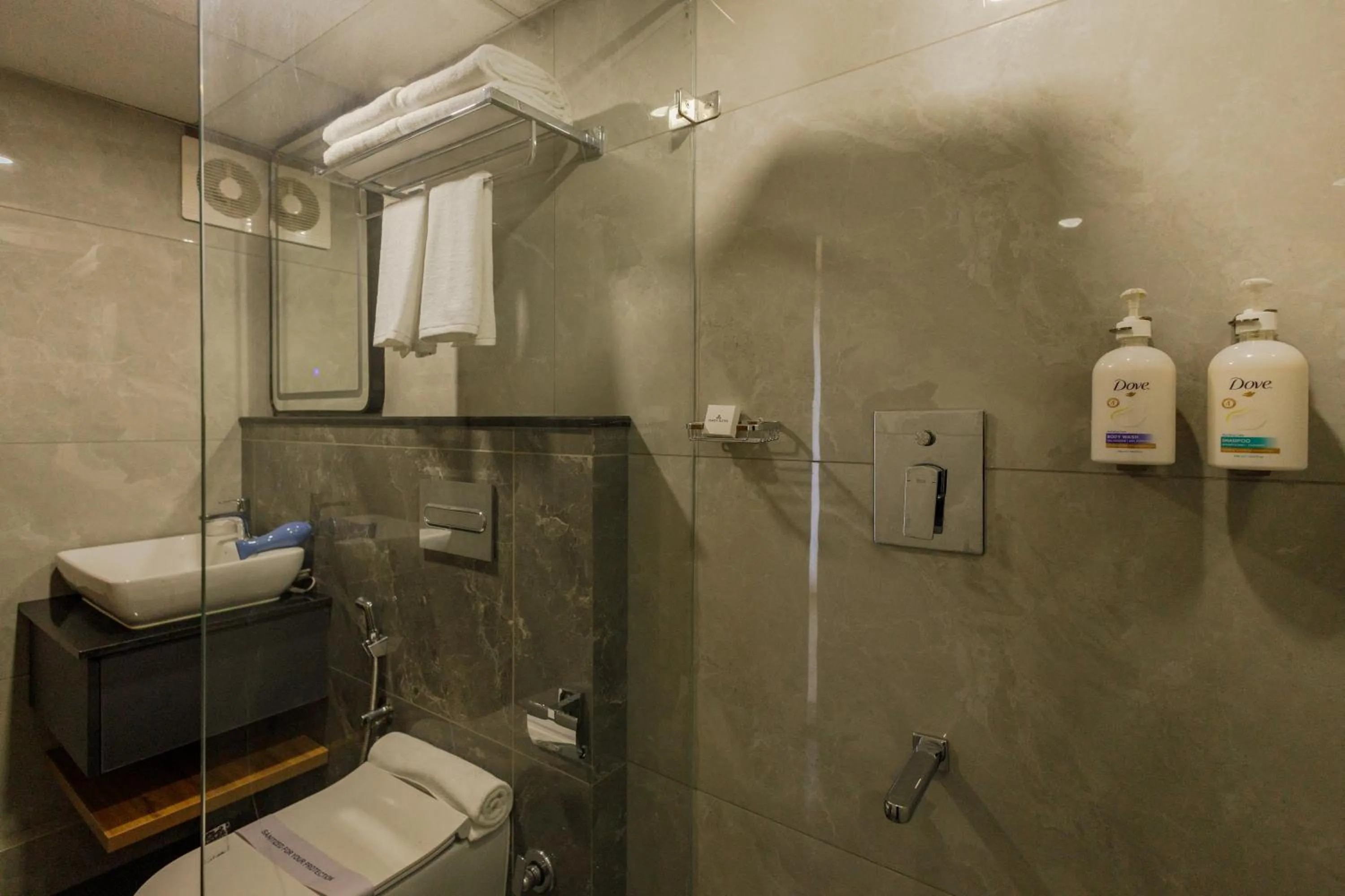 Olwen Suites