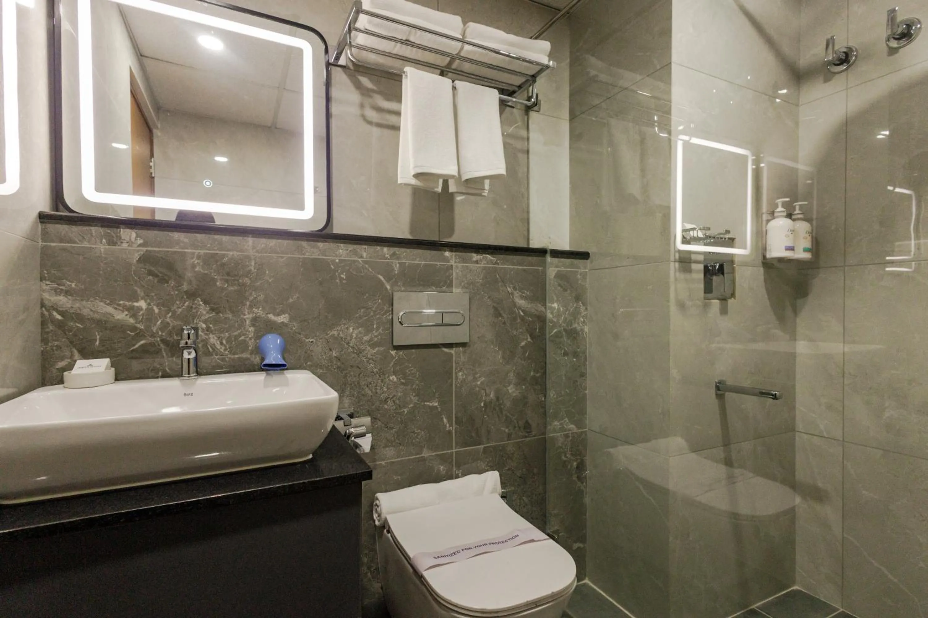 Olwen Suites
