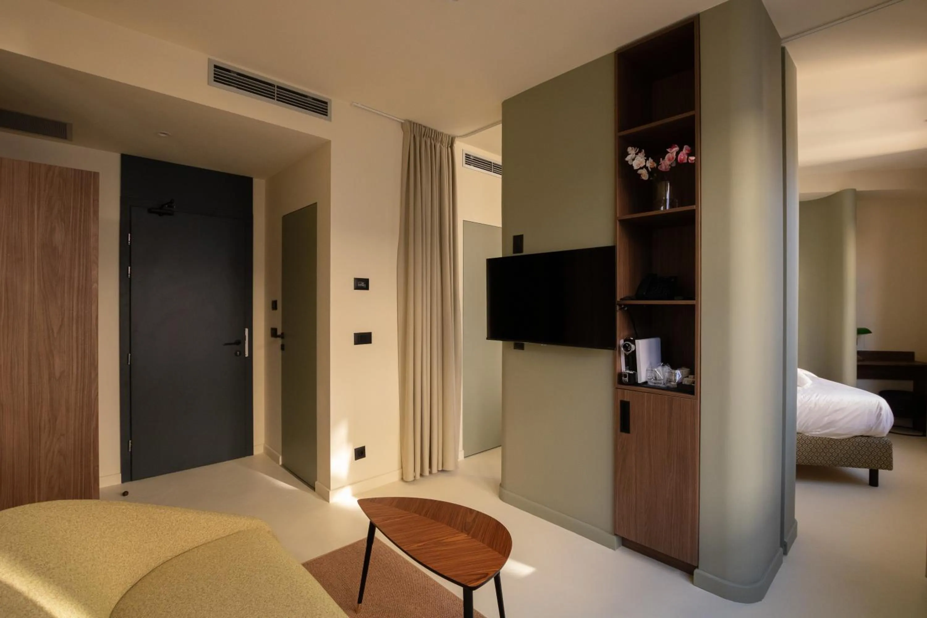 TV and multimedia, Bed in Boutique Hotel OPERA