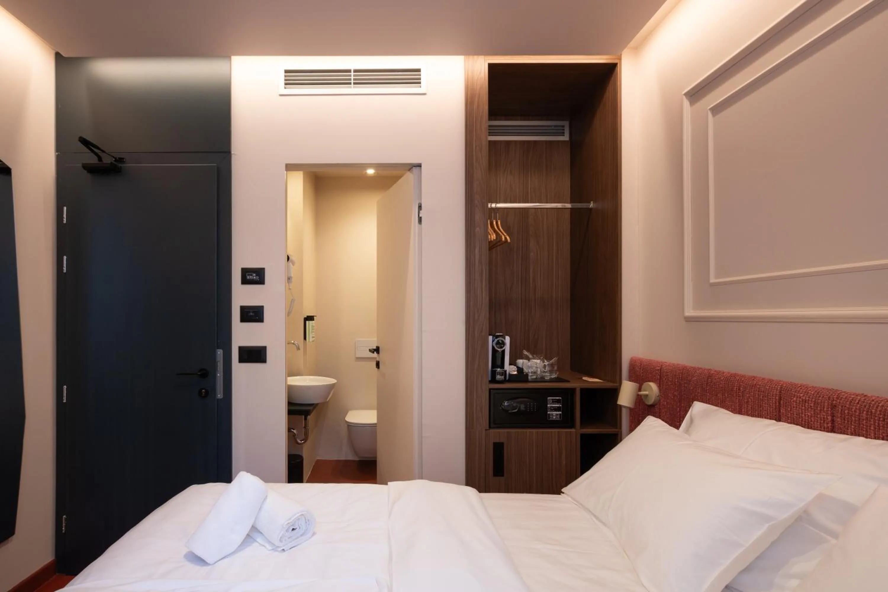 Bedroom, Bed in Boutique Hotel OPERA