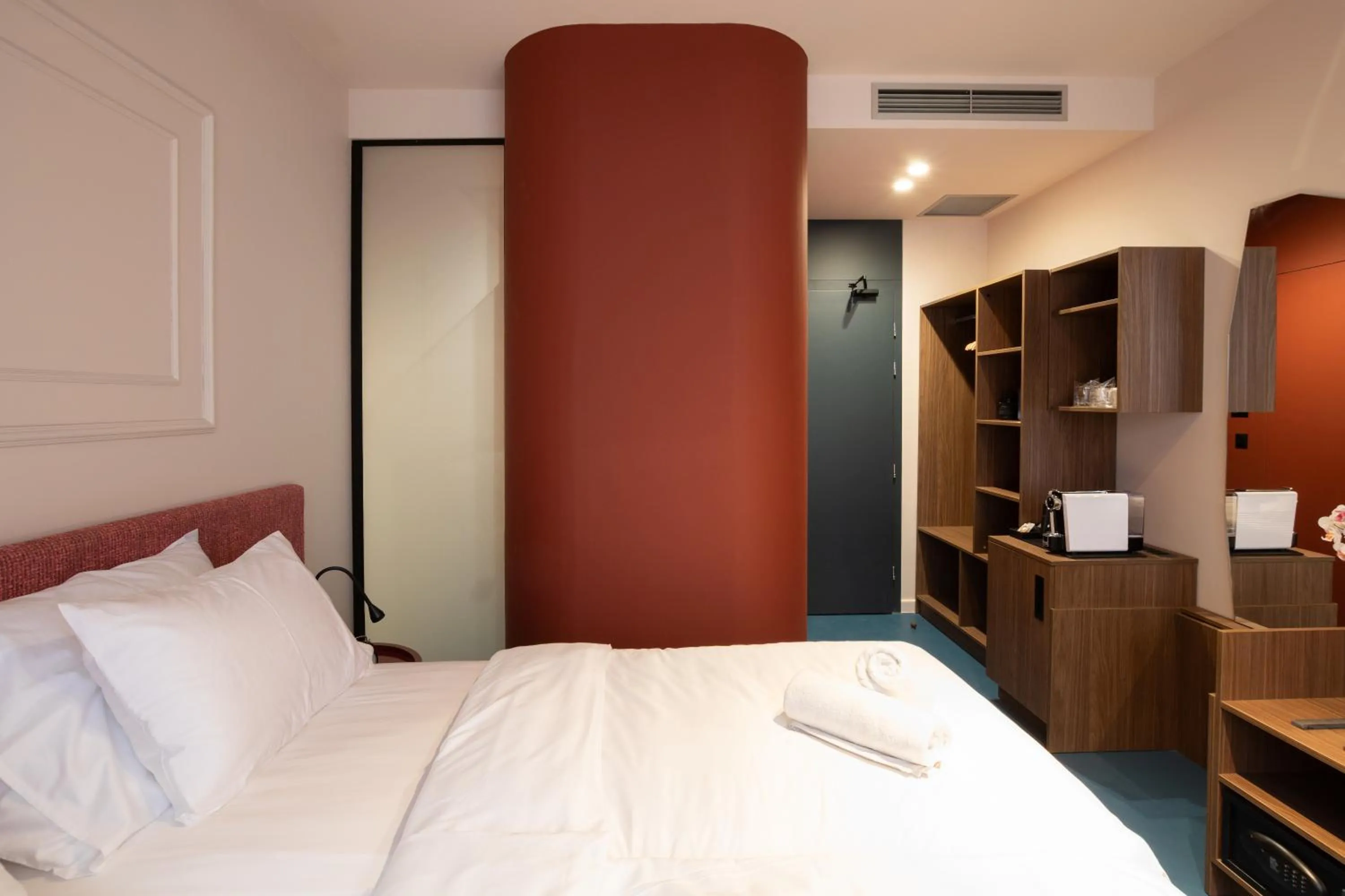 Bed in Boutique Hotel OPERA