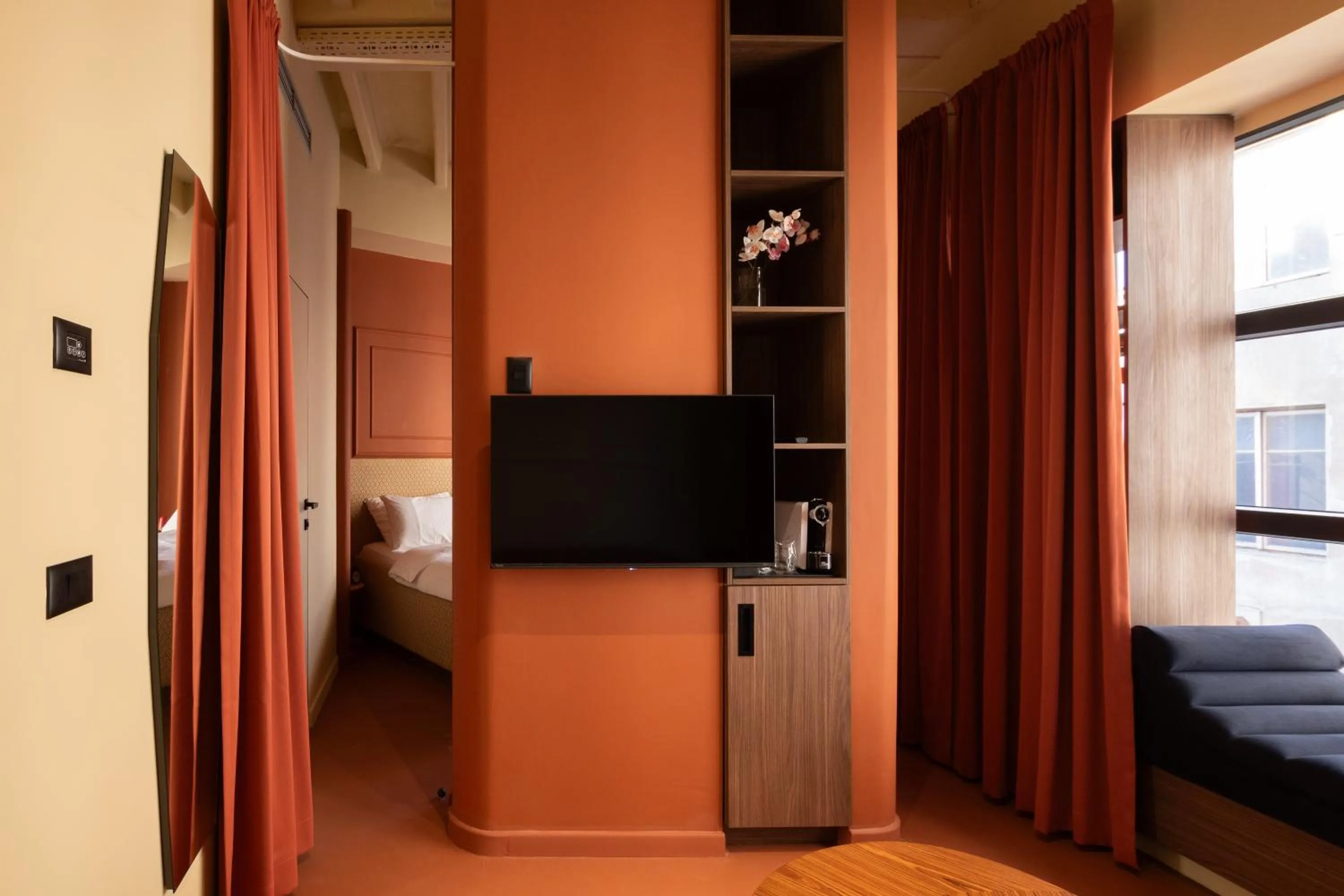 TV and multimedia in Boutique Hotel OPERA