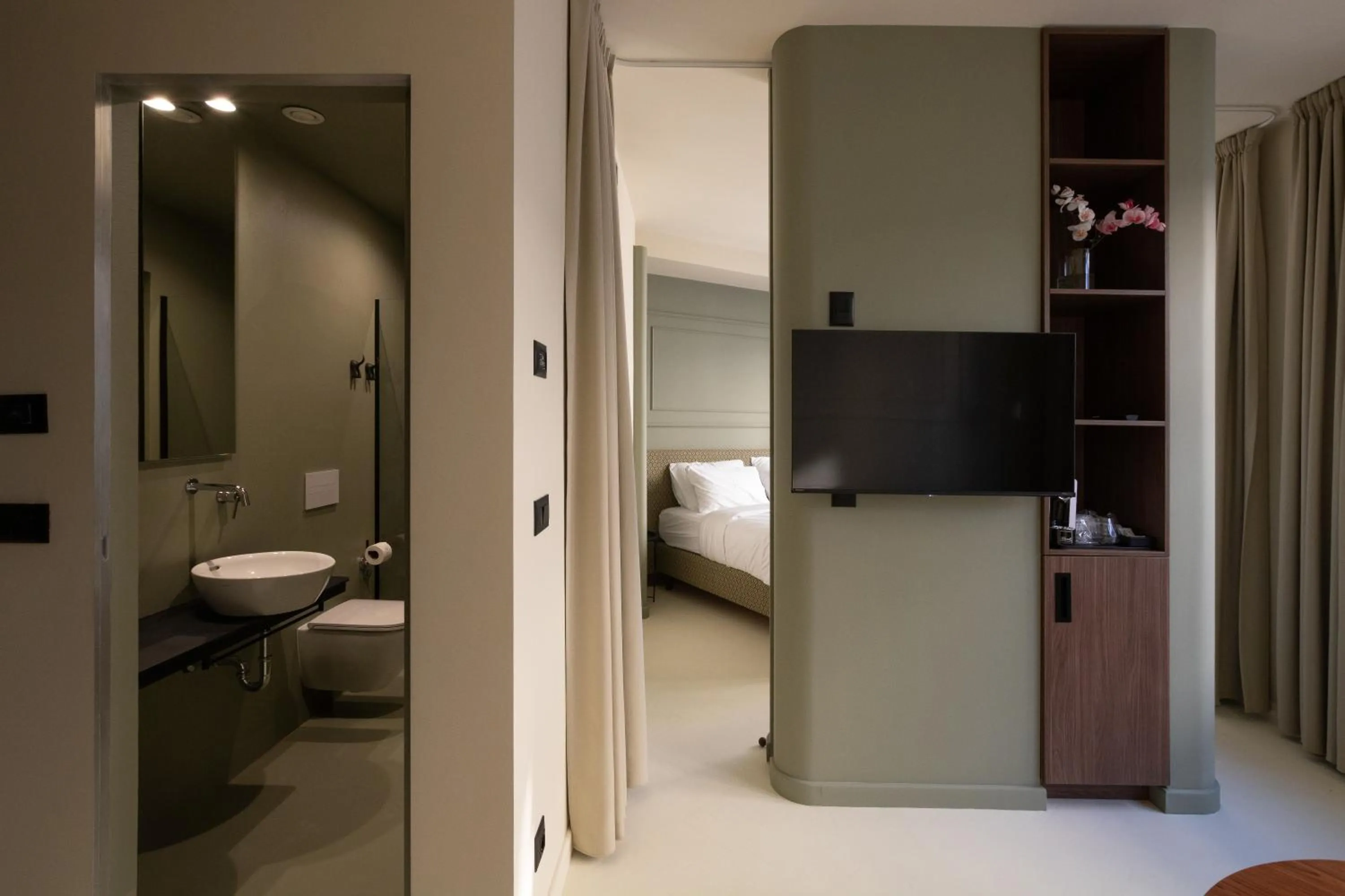 Toilet, Bed in Boutique Hotel OPERA