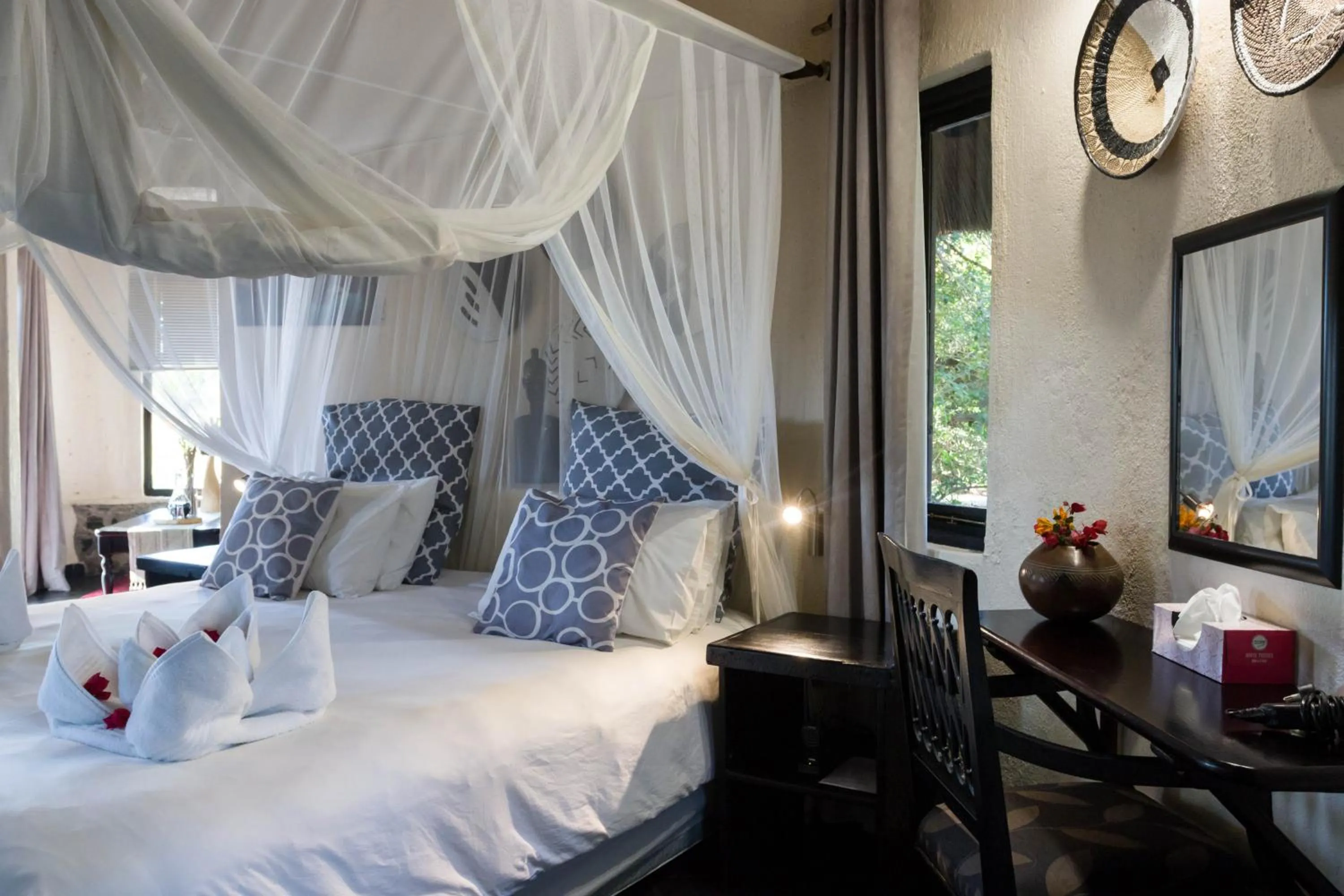 Bed in Ezulwini Game Lodges