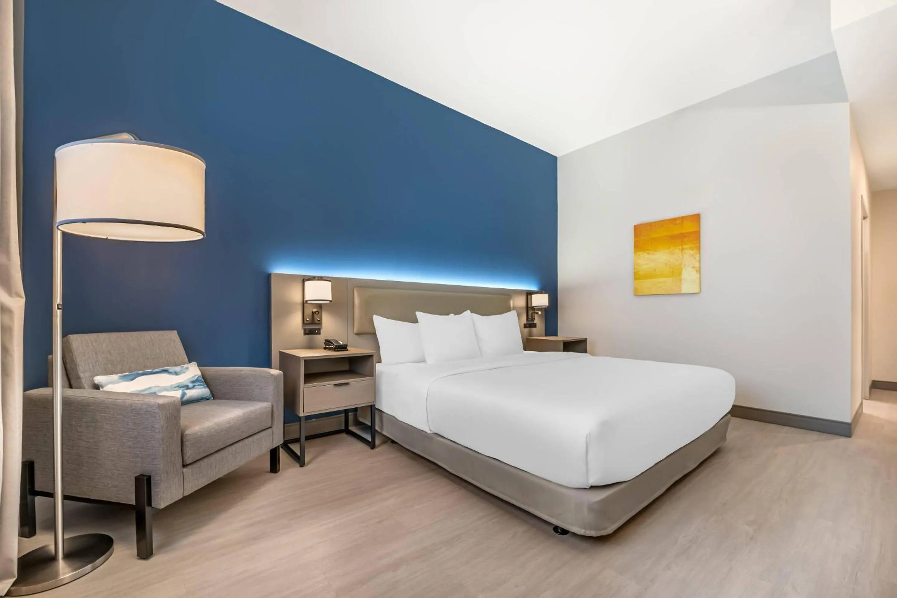 Bedroom, Bed in Comfort Inn & Suites Orlando Sanford Airport