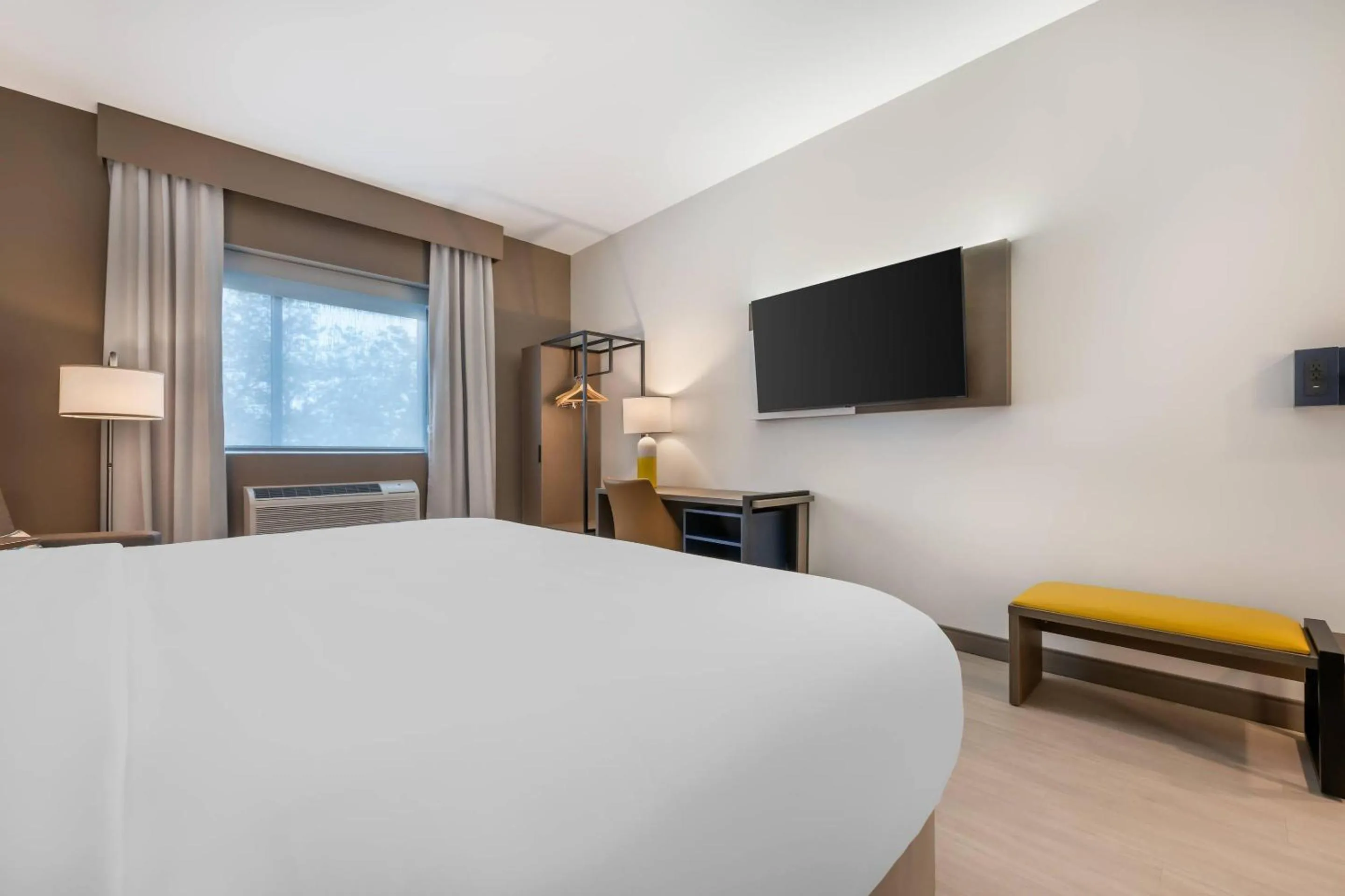 Bedroom, Bed in Comfort Inn & Suites Orlando Sanford Airport