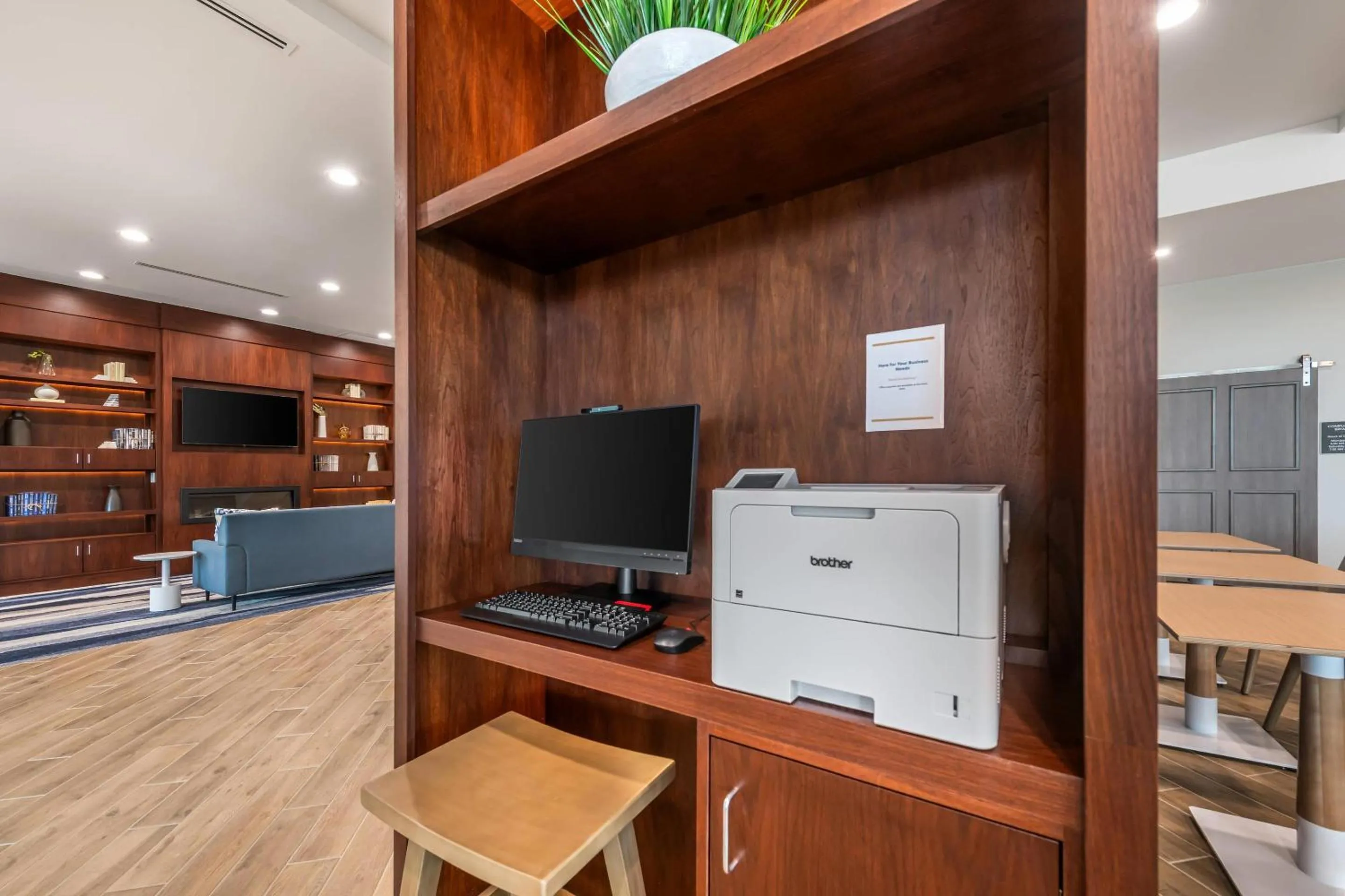 Business facilities in Comfort Inn & Suites Orlando Sanford Airport