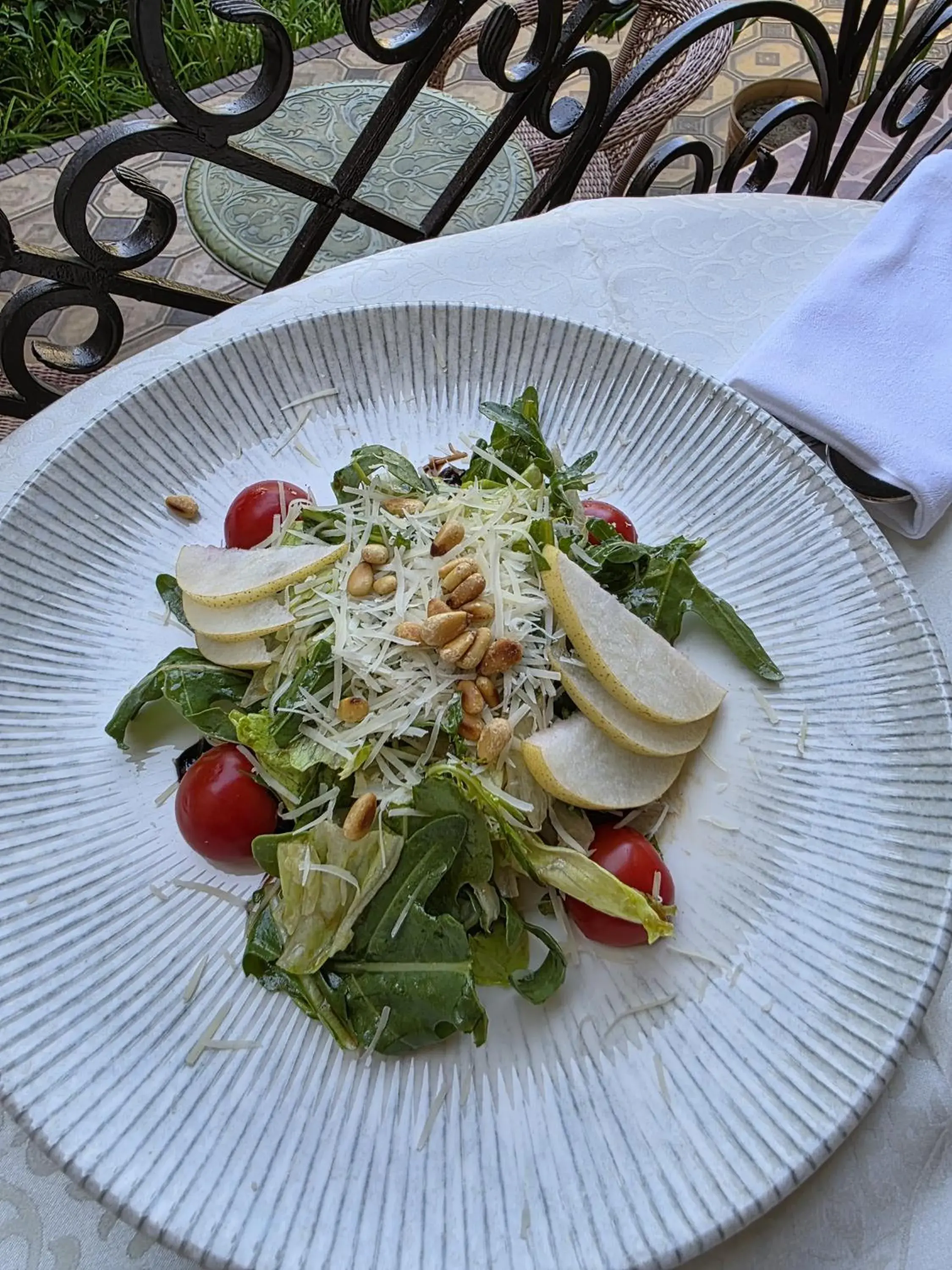 Restaurant/places to eat in L'Argamak Restaurant/places to eat in L'Argamak