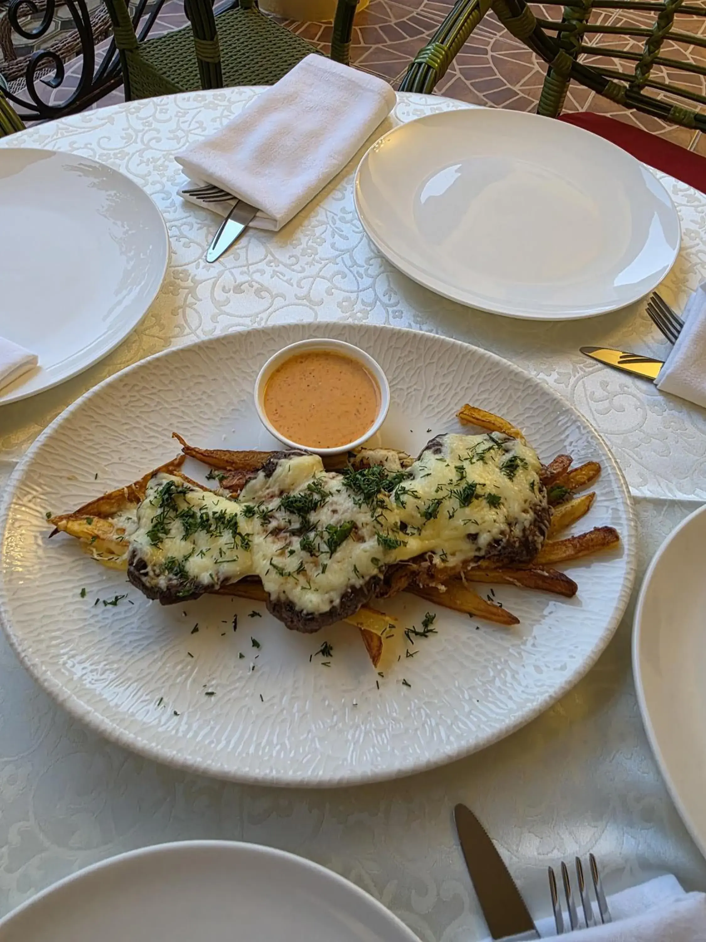 Restaurant/places to eat in L'Argamak Restaurant/places to eat in L'Argamak