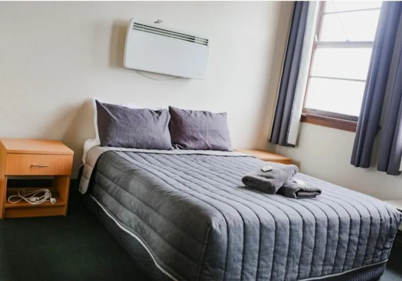 Bed in Bega Grand Hotel