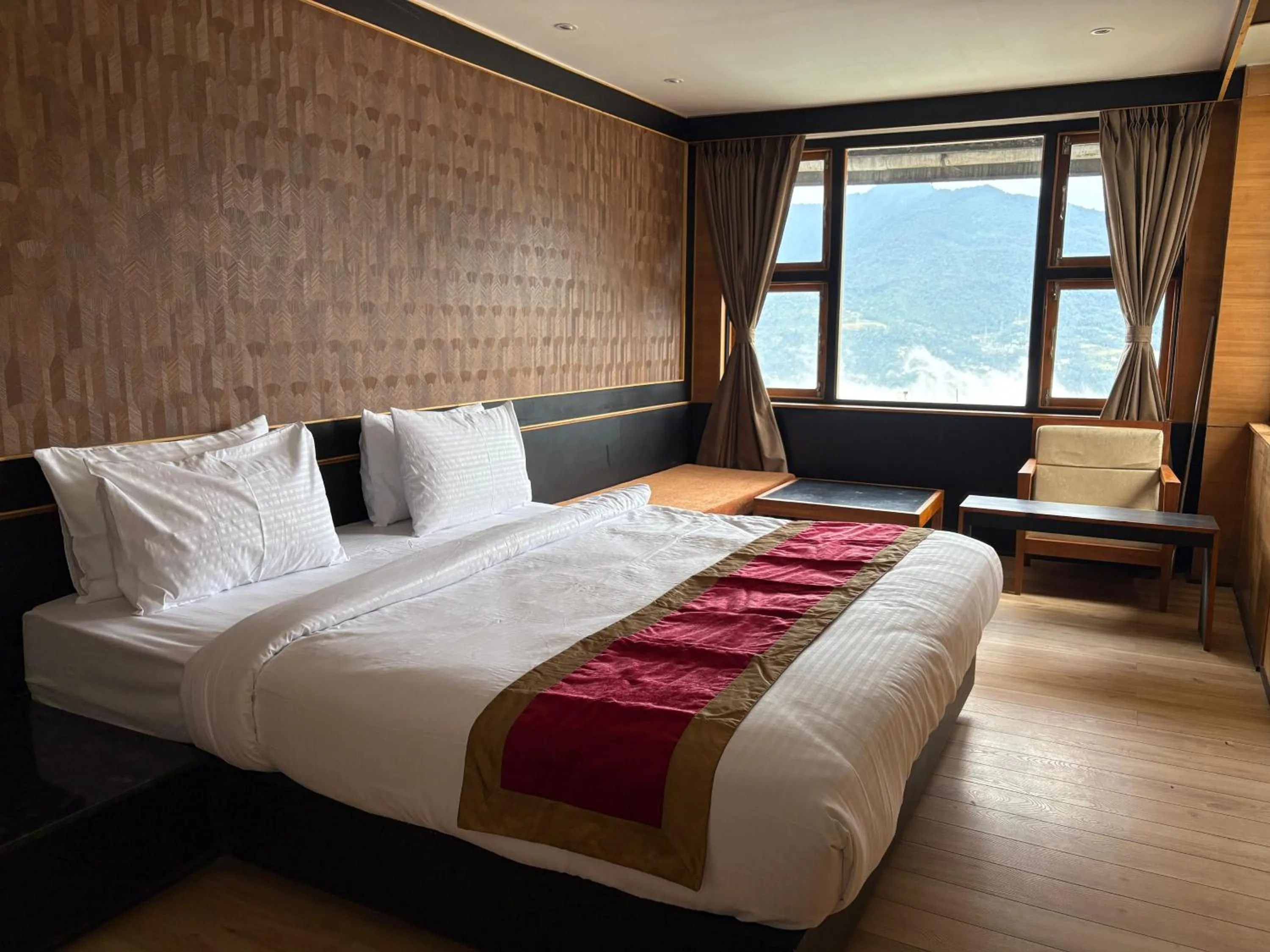 Bed in Hotel Mist Tree Mountain