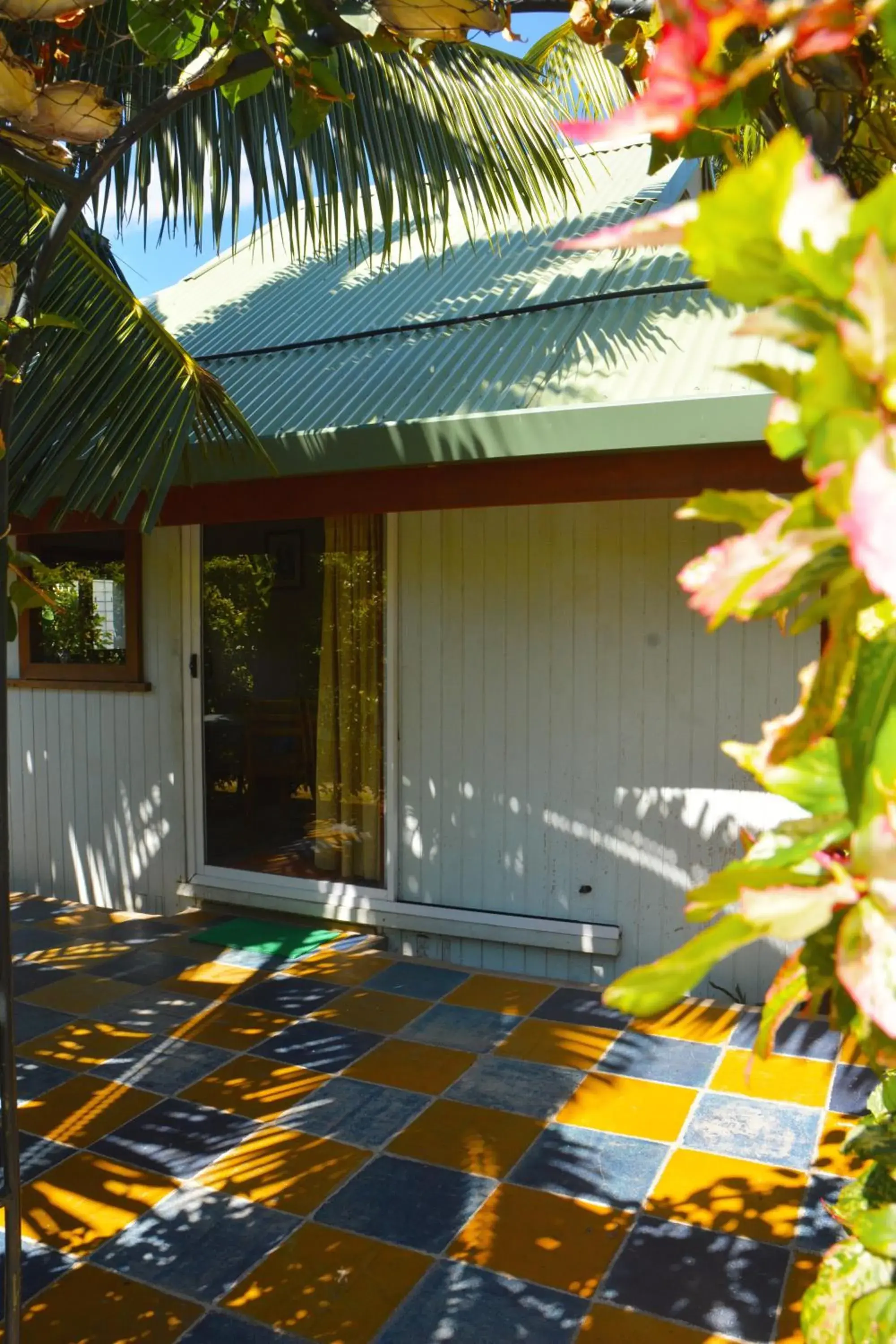 Facade/entrance in Fare Maheata Facade/entrance in Fare Maheata