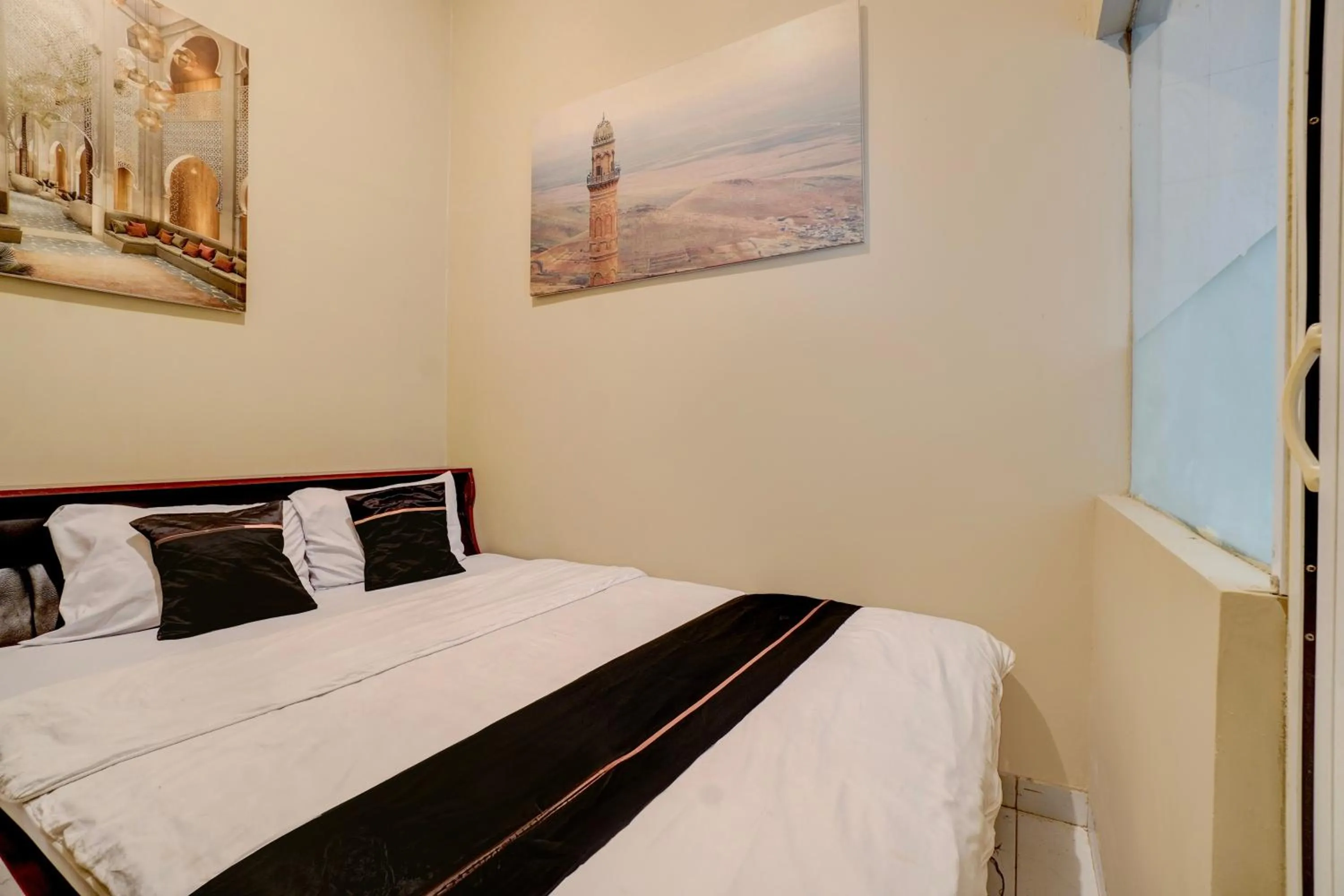 Bedroom, Bed in Hotel O near Monas formerly Pondokan Kota Jakarta