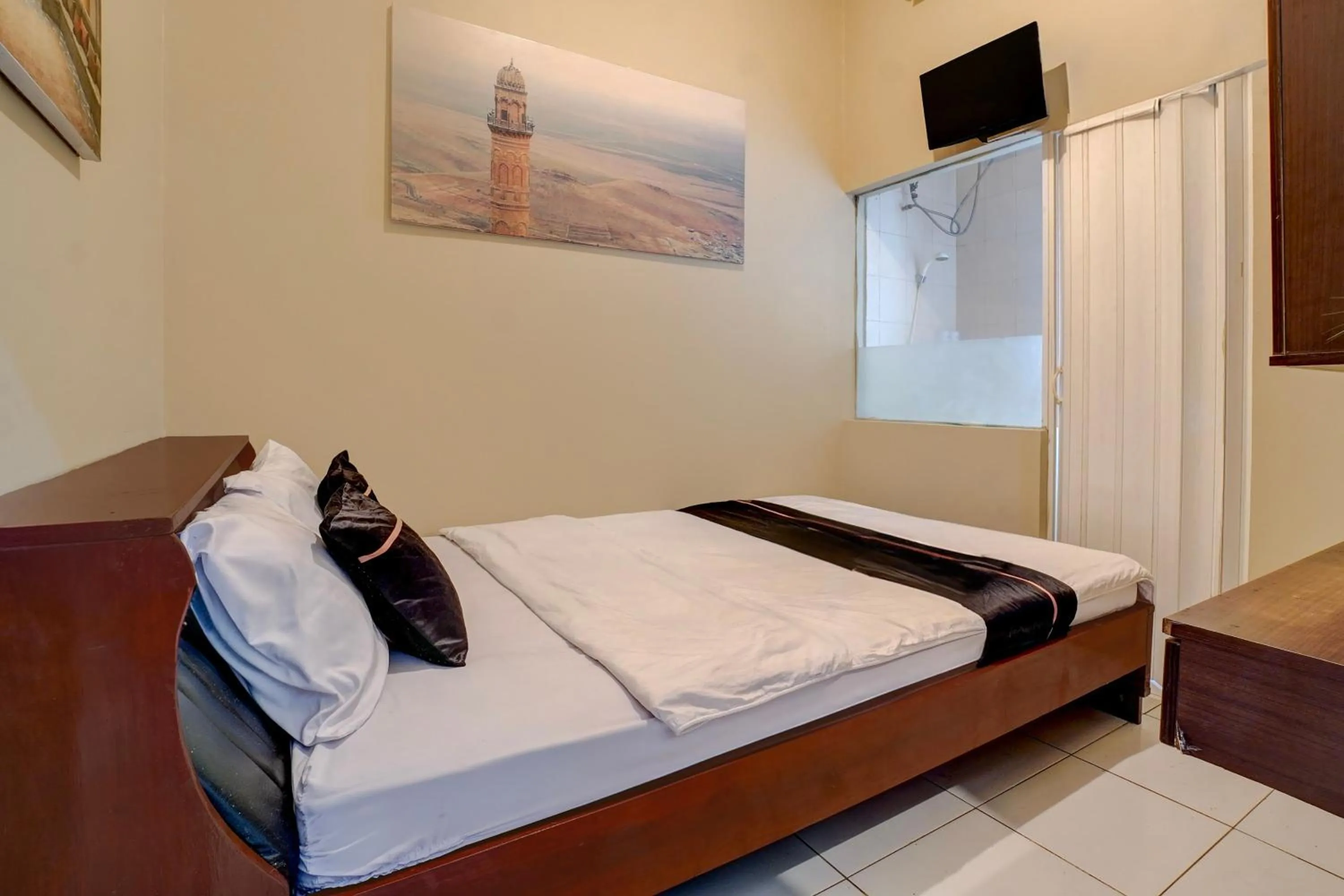 Bedroom, Bed in Hotel O near Monas formerly Pondokan Kota Jakarta