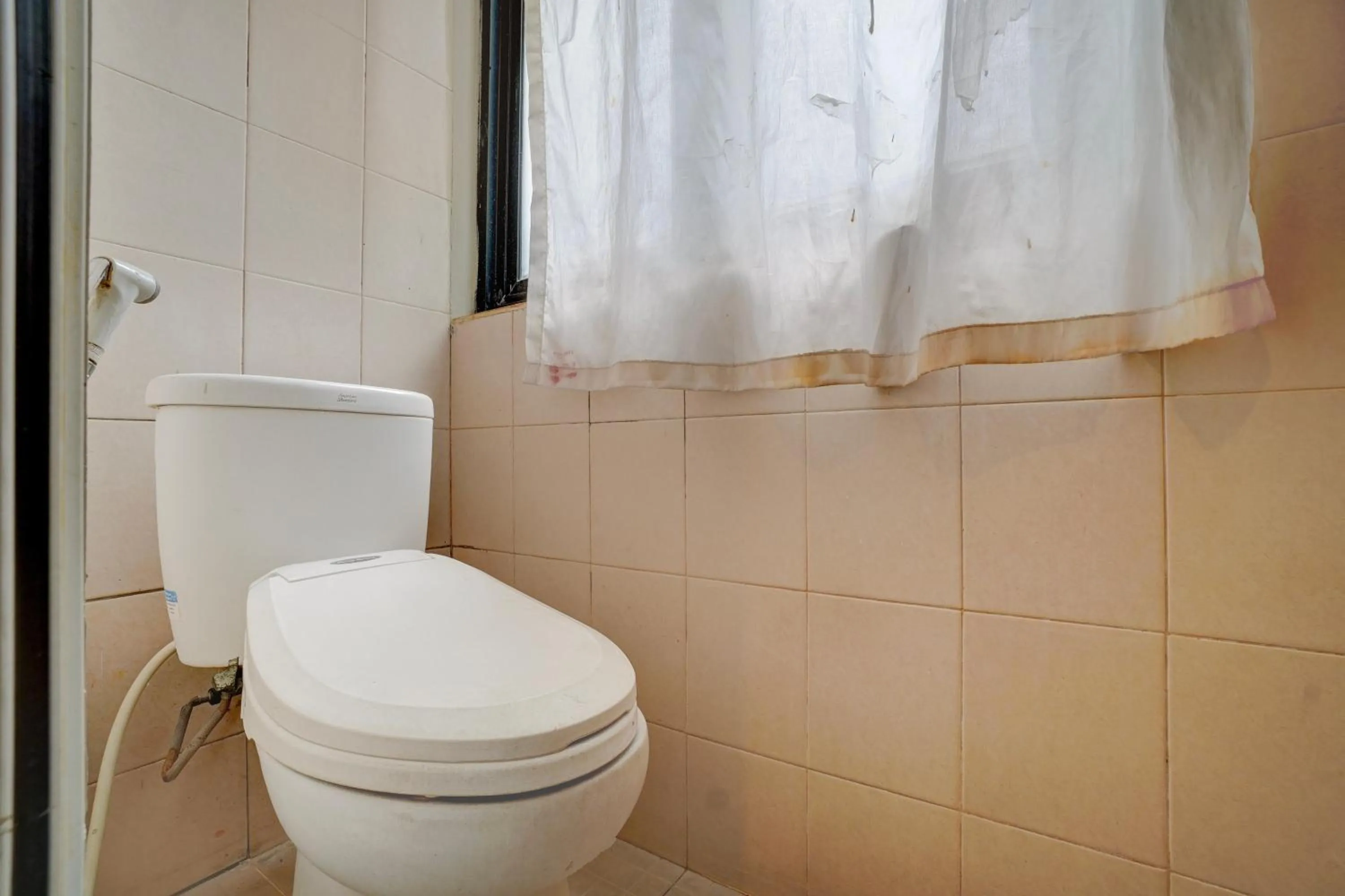 Bathroom in Hotel O near Monas formerly Pondokan Kota Jakarta