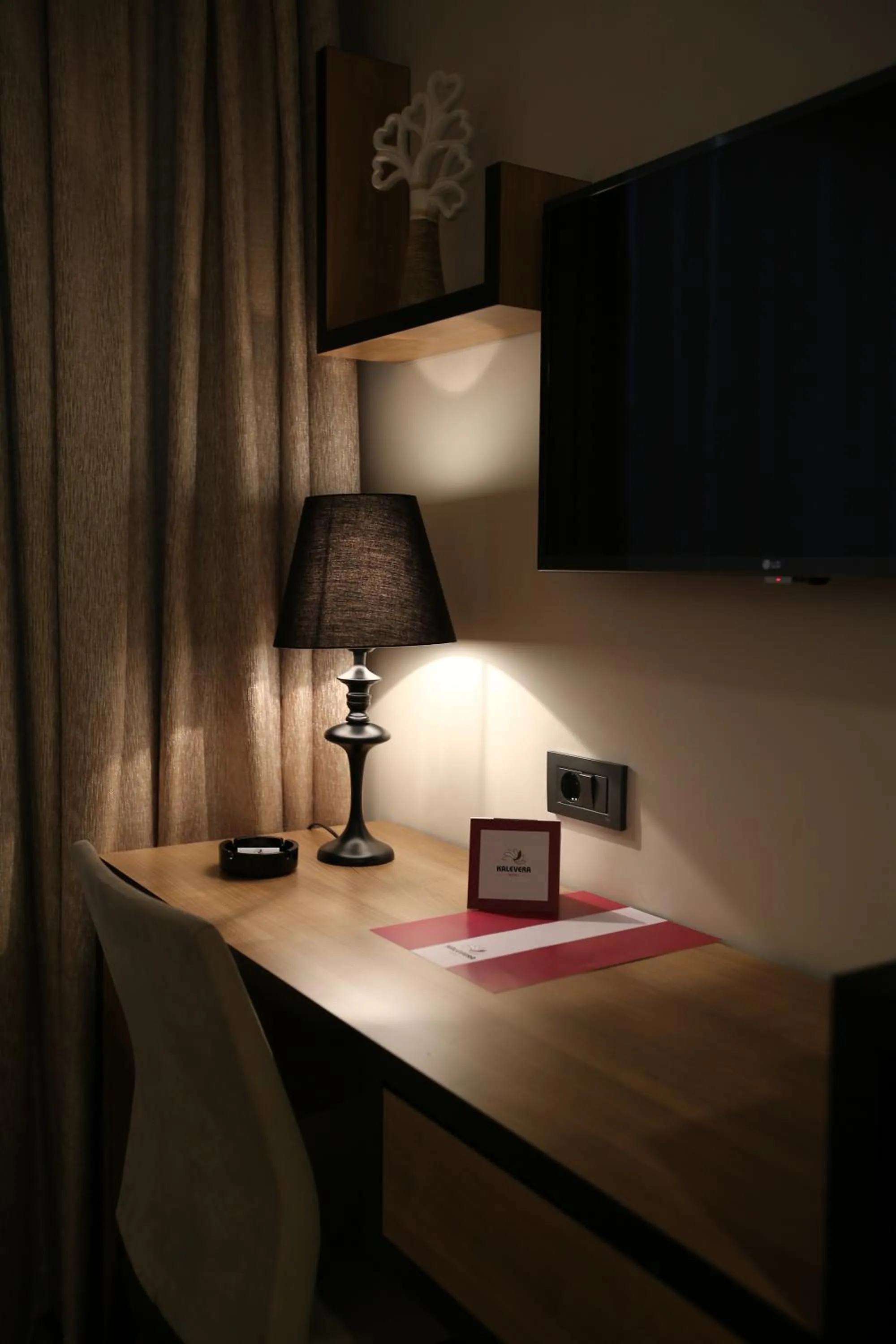 Decorative detail in Kalevera Hotel