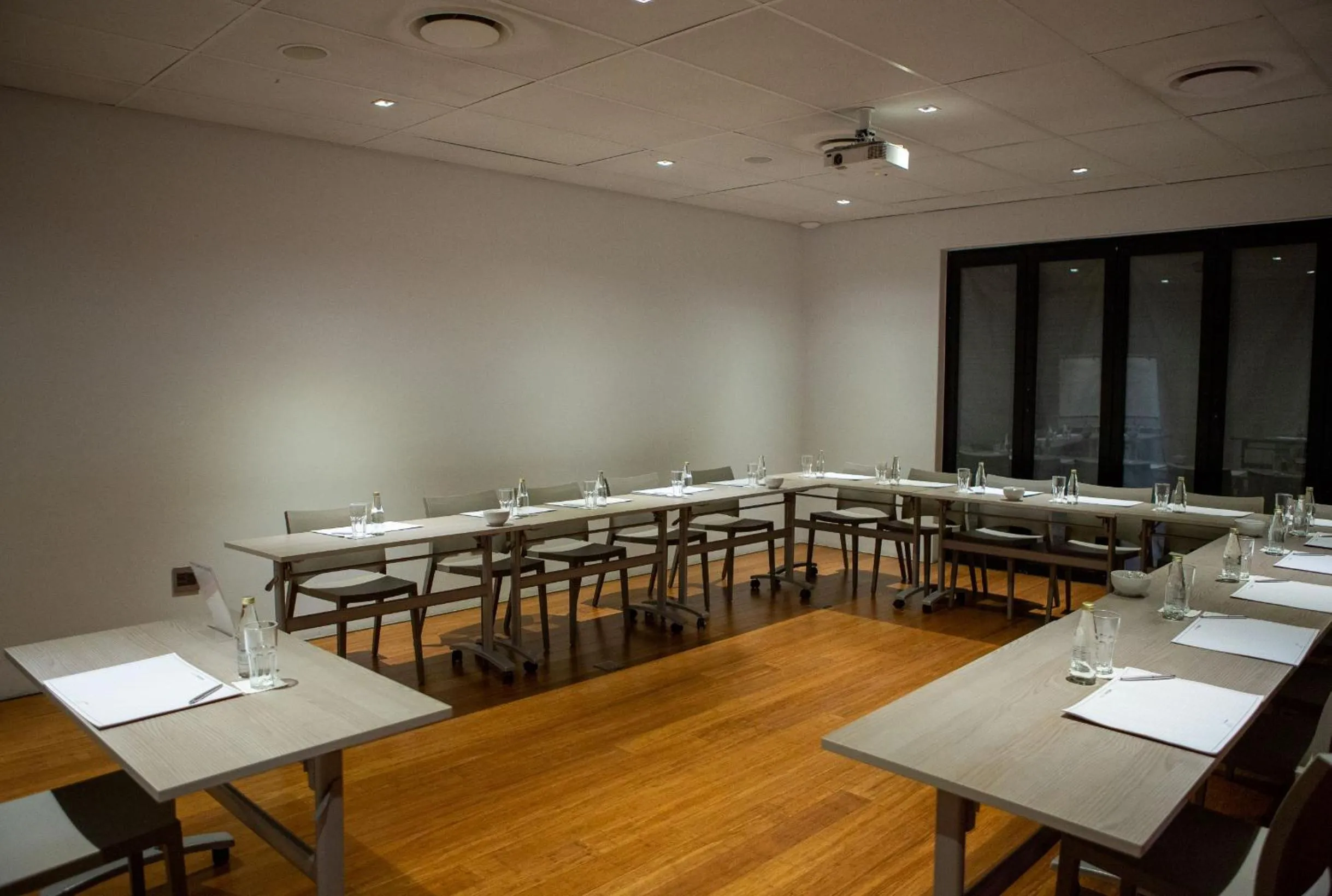 Meeting/conference room in Ten Bompas Hotel