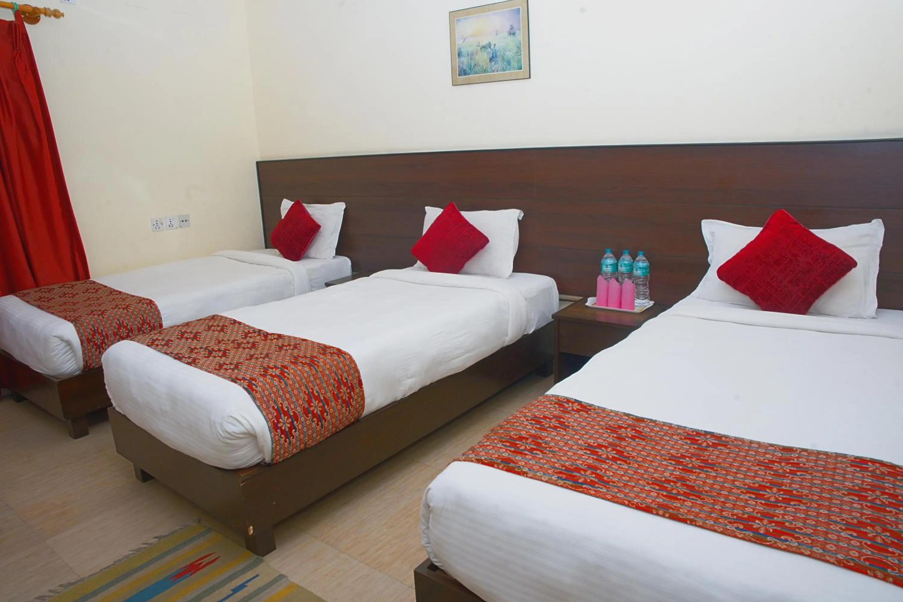 Standard Triple Room in Hotel Lake Palace
