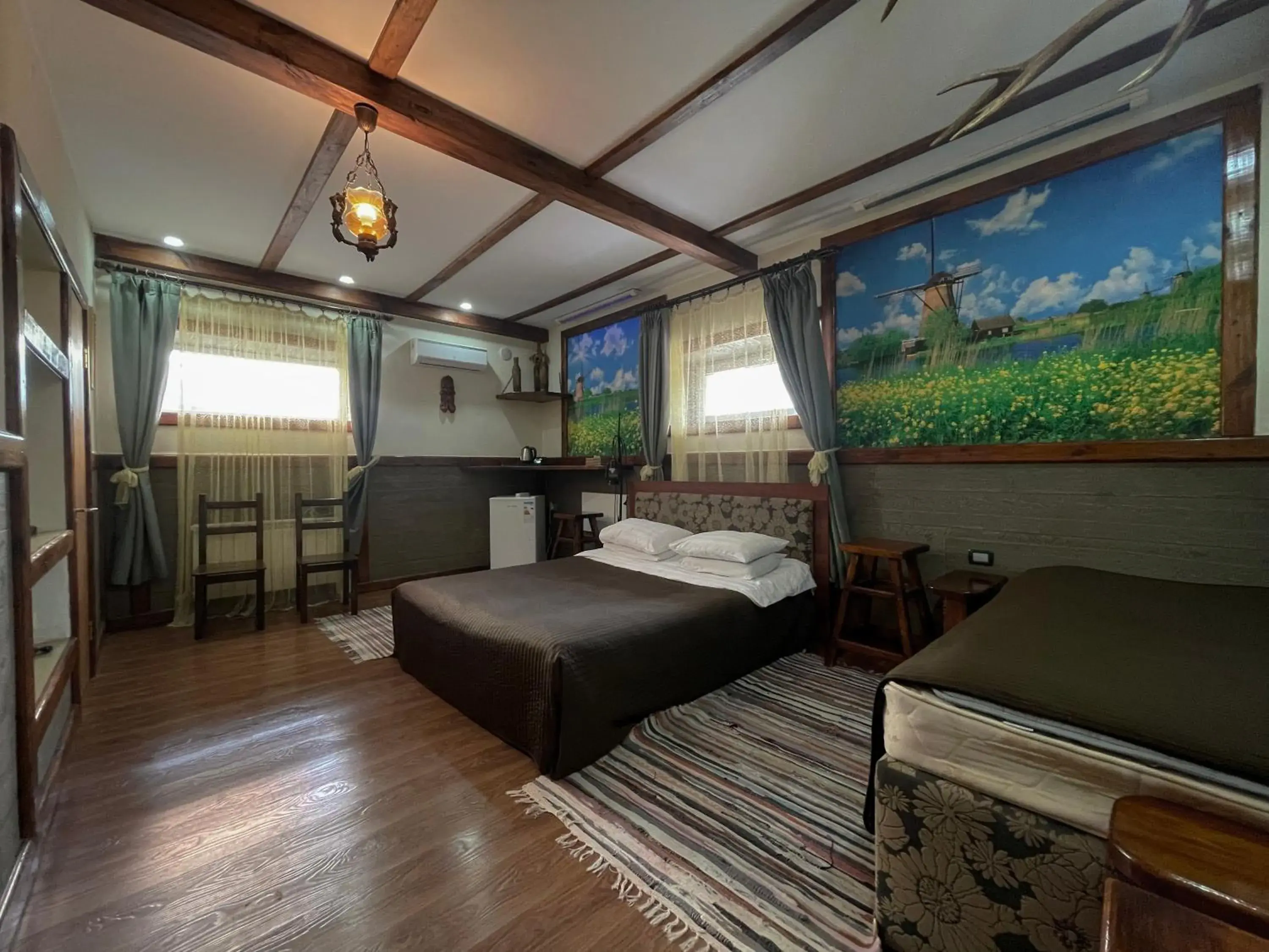 Triple Room with Private Bathroom in Hotel Gloria Standard Triple Room with Private Bathroom in Hotel Gloria Standard