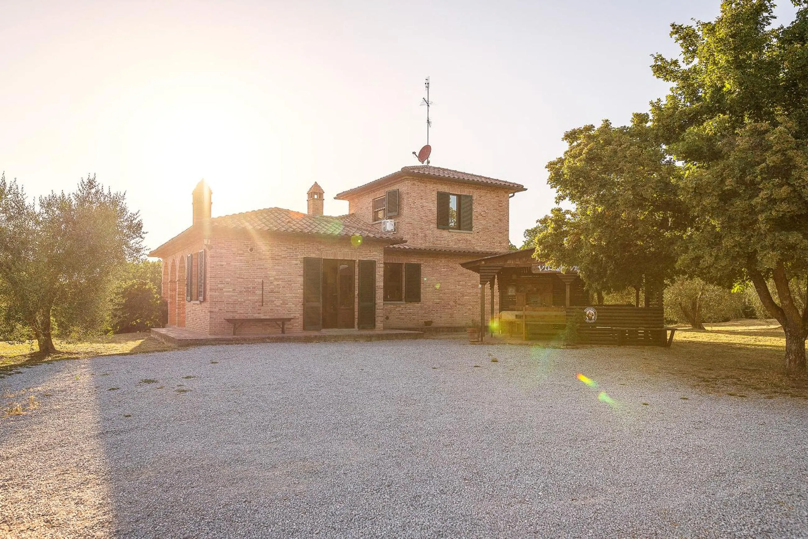 Property building in Villa Verde