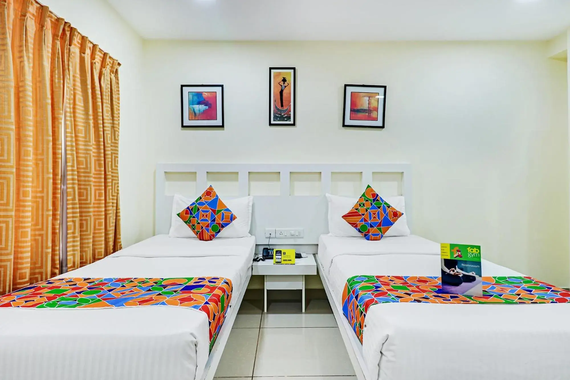 Bed in Fabhotel Colors Service Apartment - Nr MRC Nagar Bed in Fabhotel Colors Service Apartment - Nr MRC Nagar