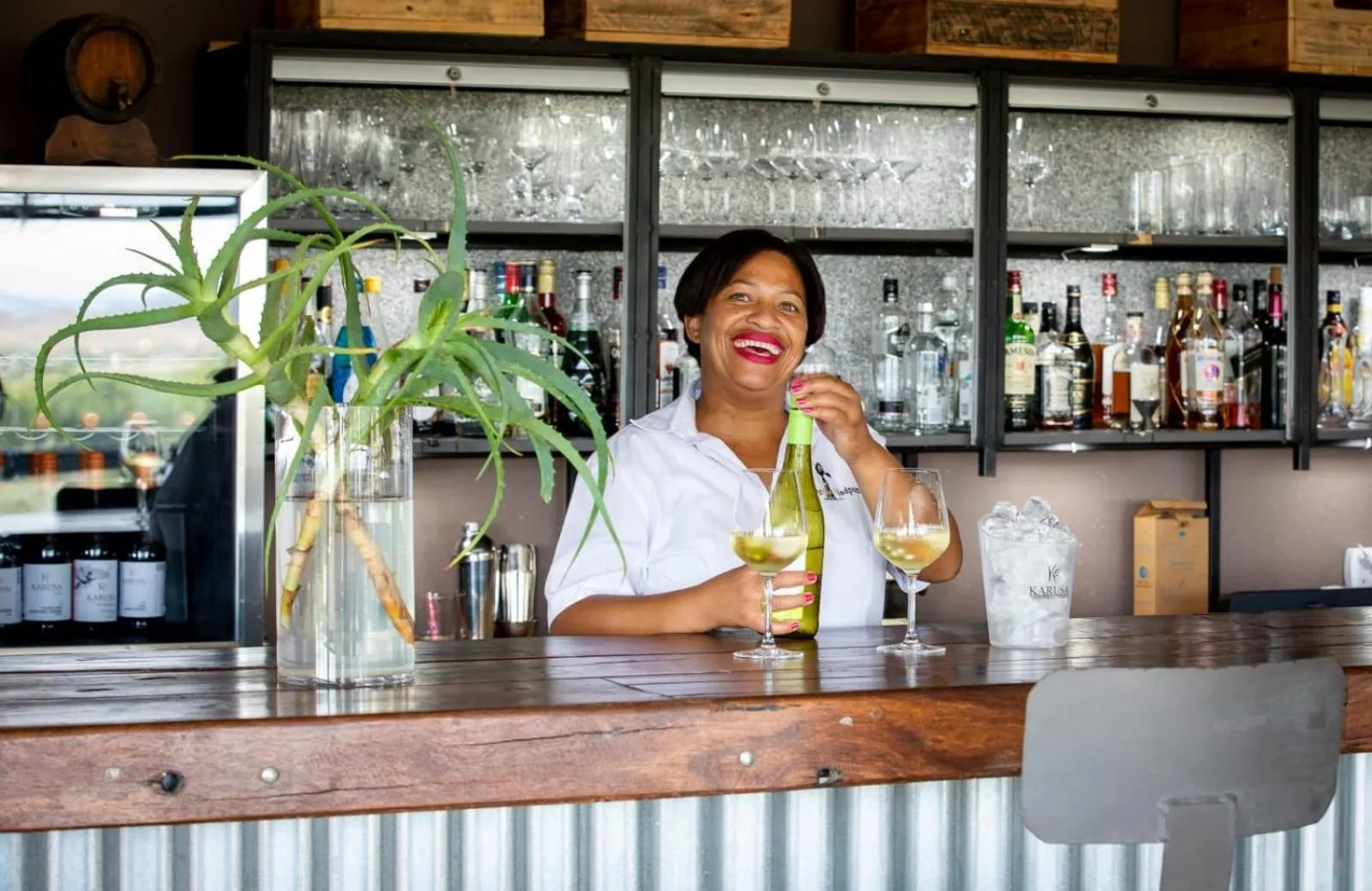 Dining area in De Zeekoe Guest Farm
