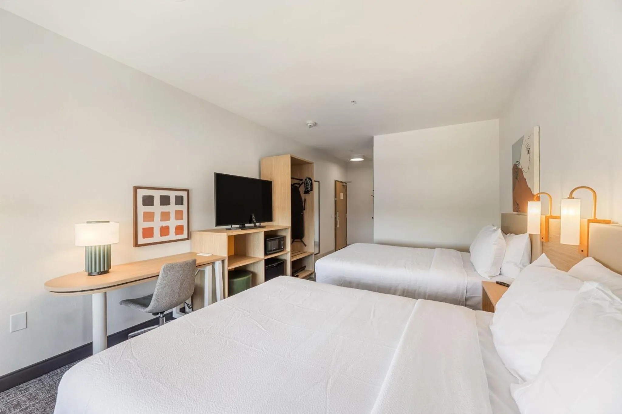 Bed in Spark By Hilton Garland Dallas East