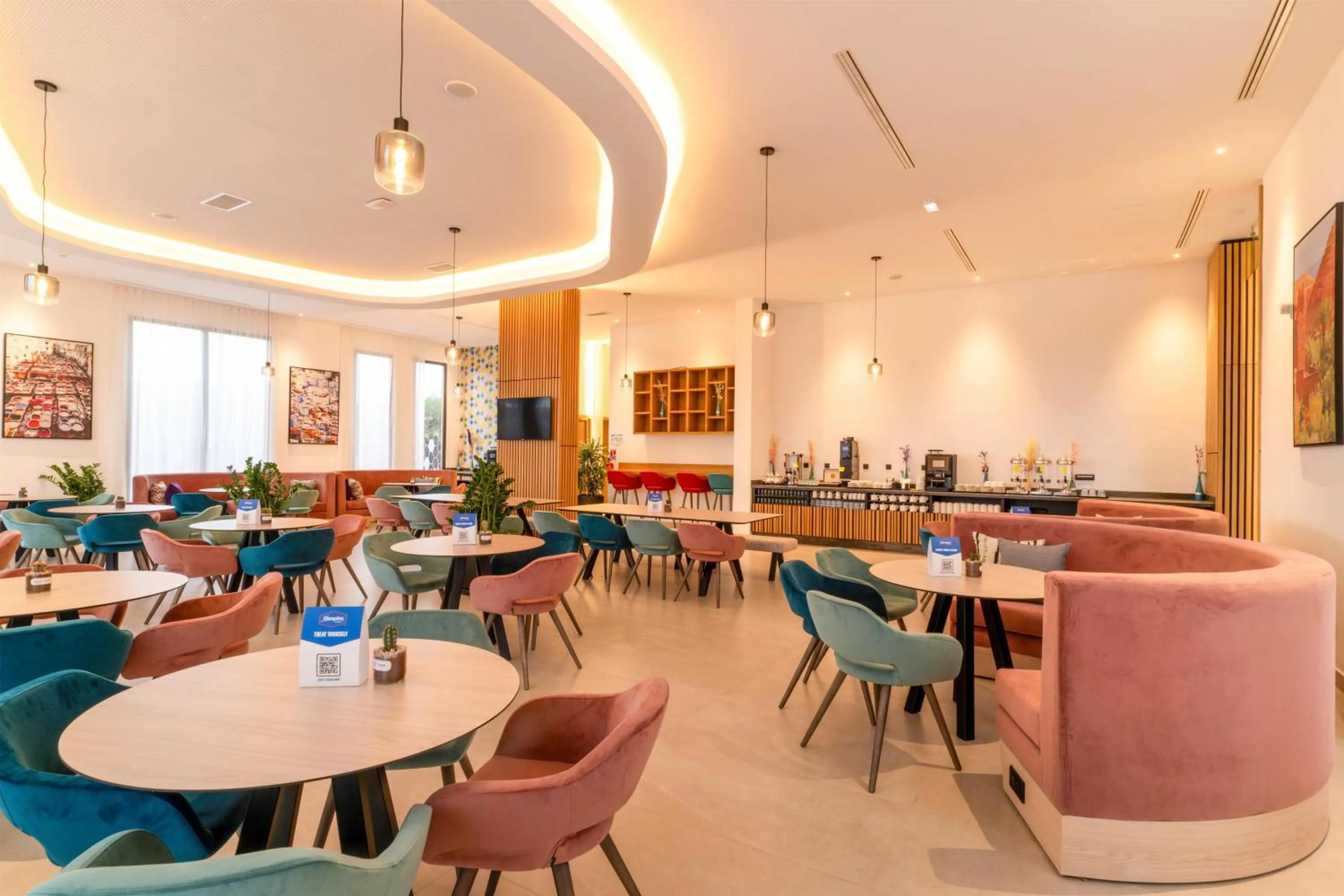 Restaurant/places to eat in Hampton By Hilton Ben Guerir