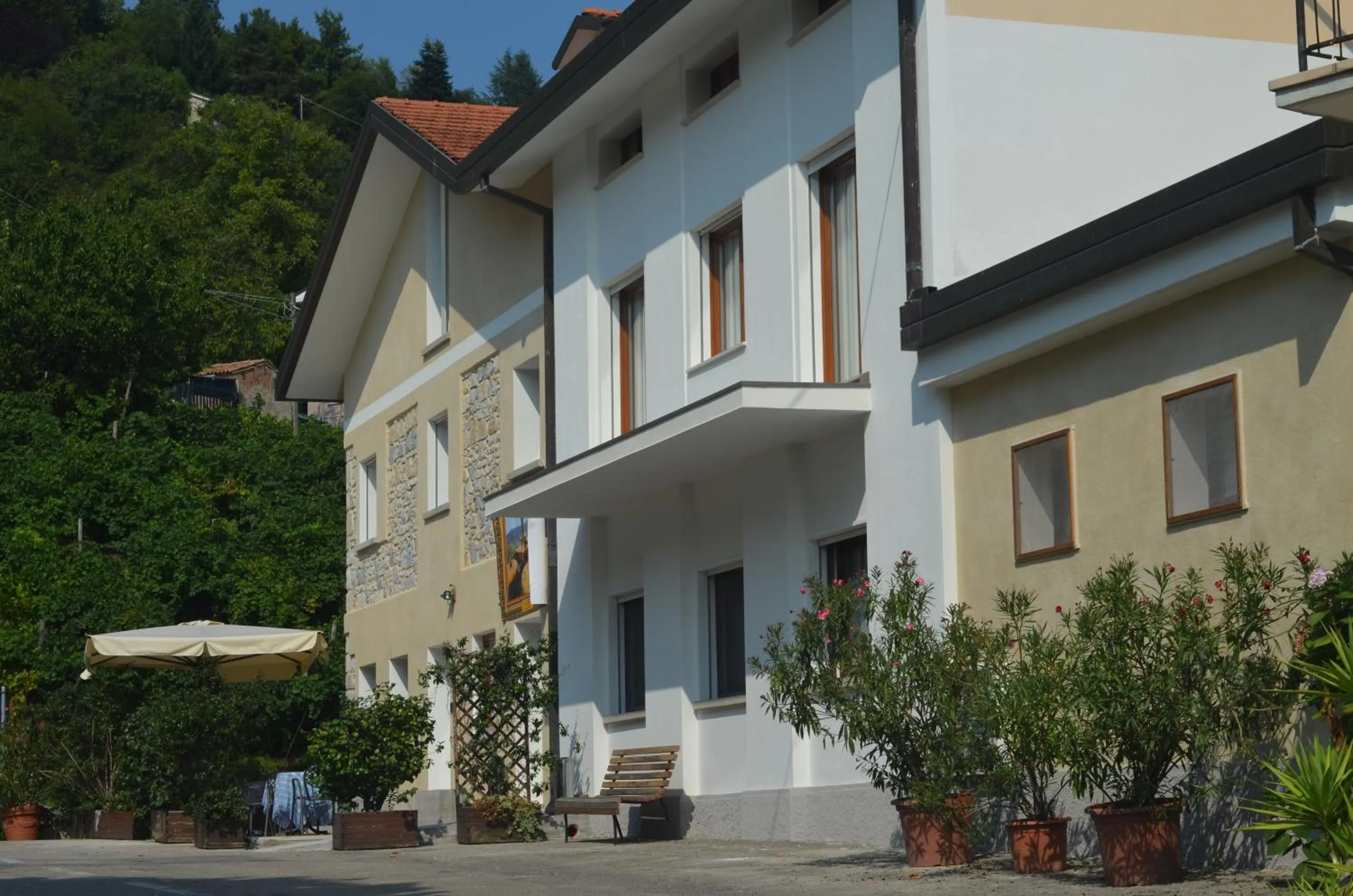 Property building in Hotel Ristorante Da Tullio