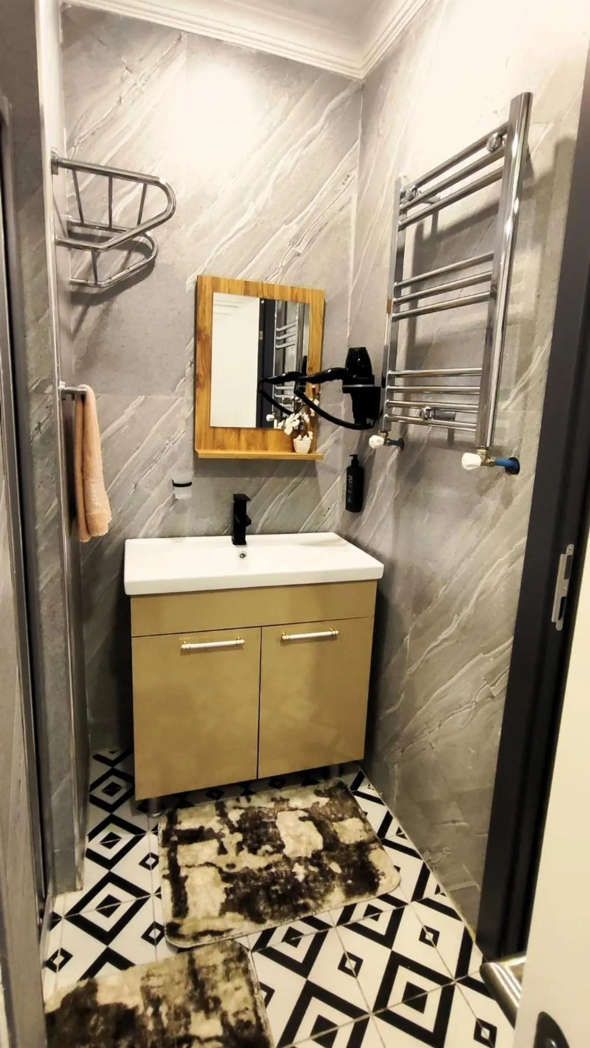 Bathroom in Sare Apartments - Sultanahmet