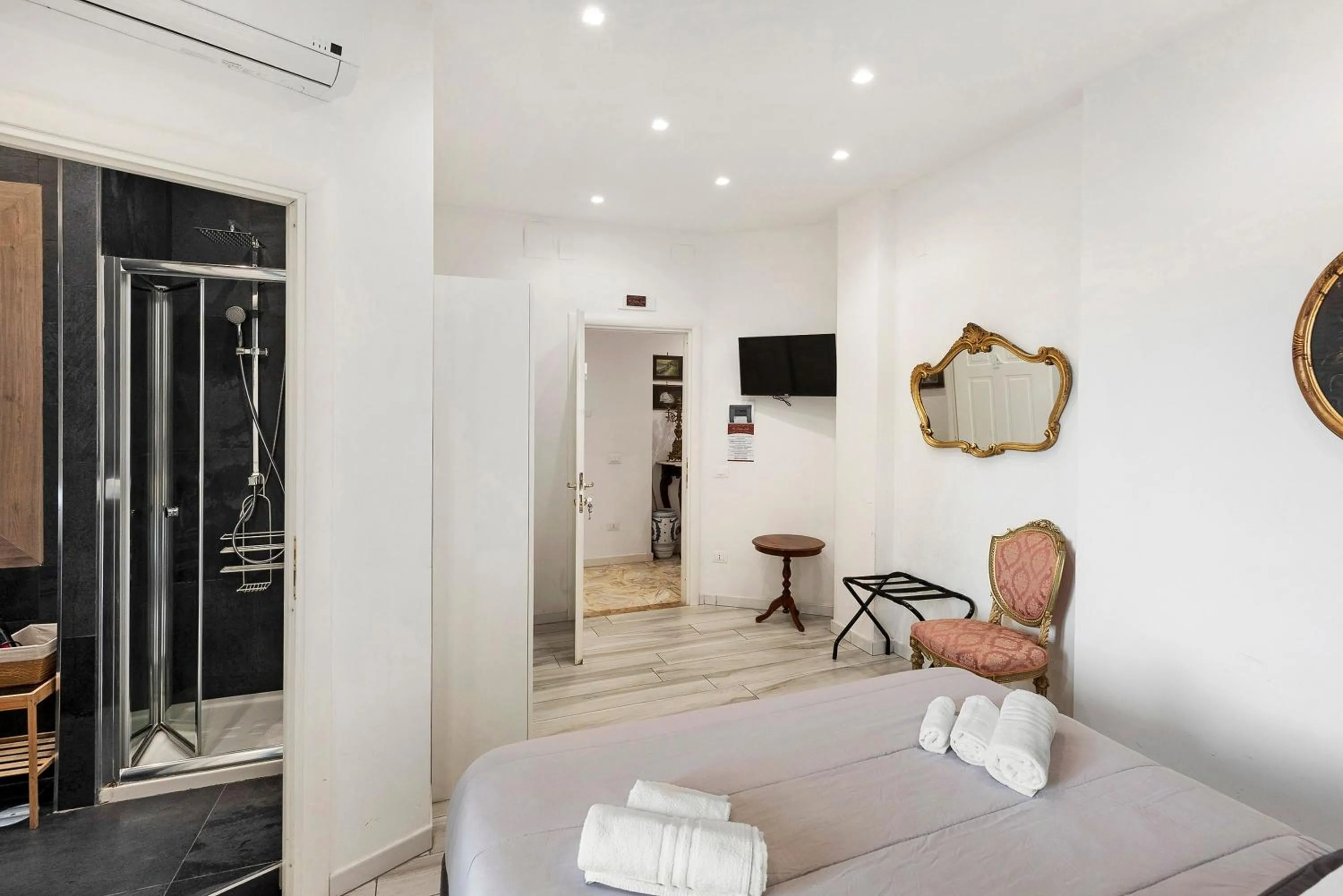 Living room in Di Palma Suite Museum