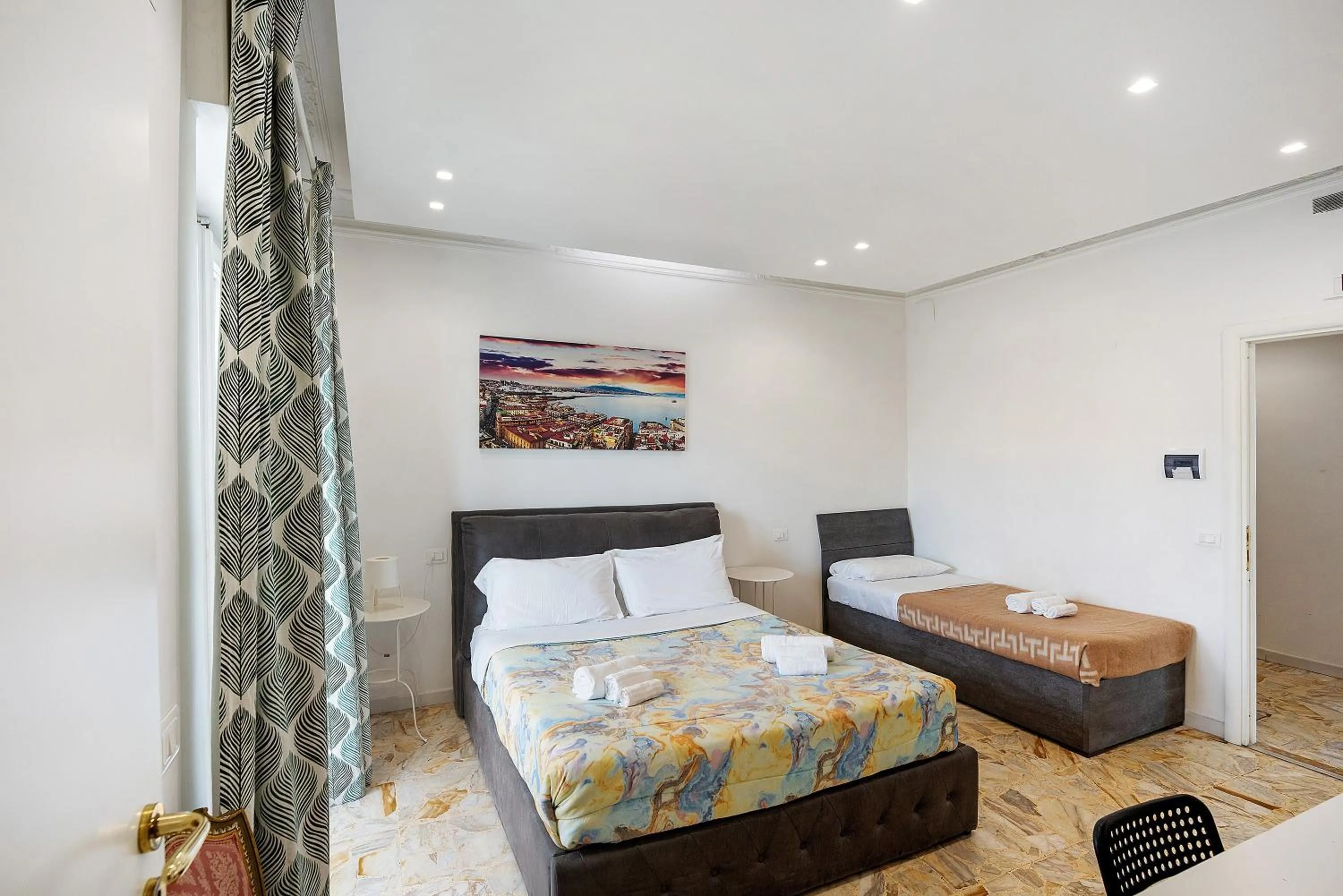 Living room, Bed in Di Palma Suite Museum