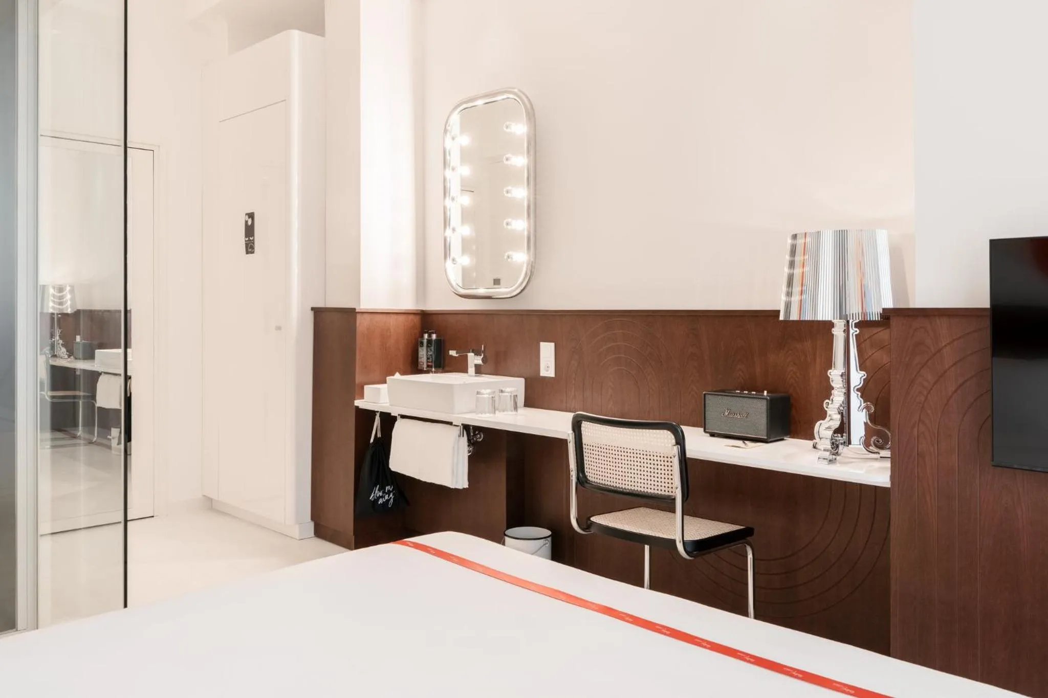 Bedroom, Bed in Ruby Giulia Hotel Rome