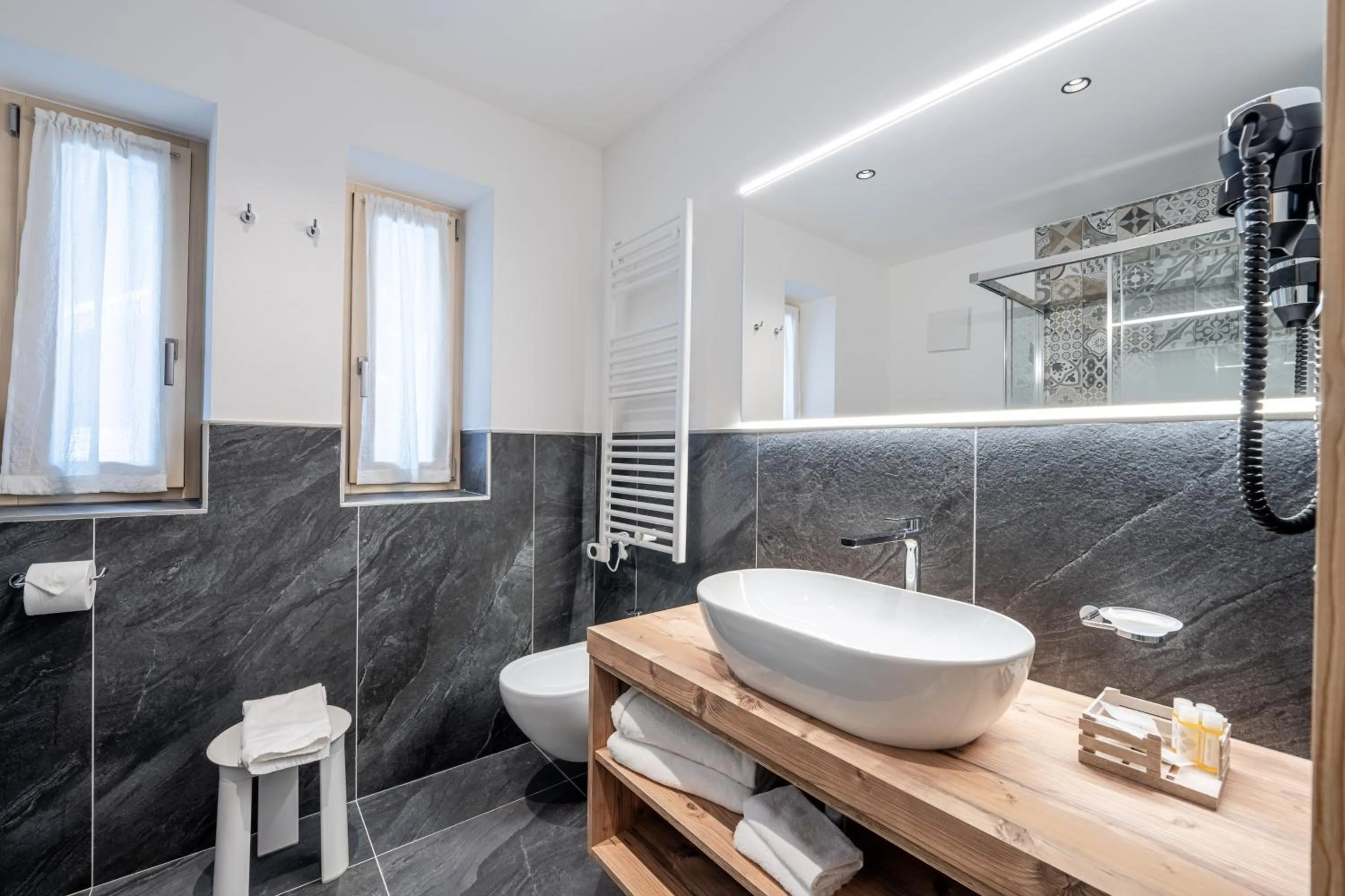 Bathroom in Albergo Garni Edy (B&B)