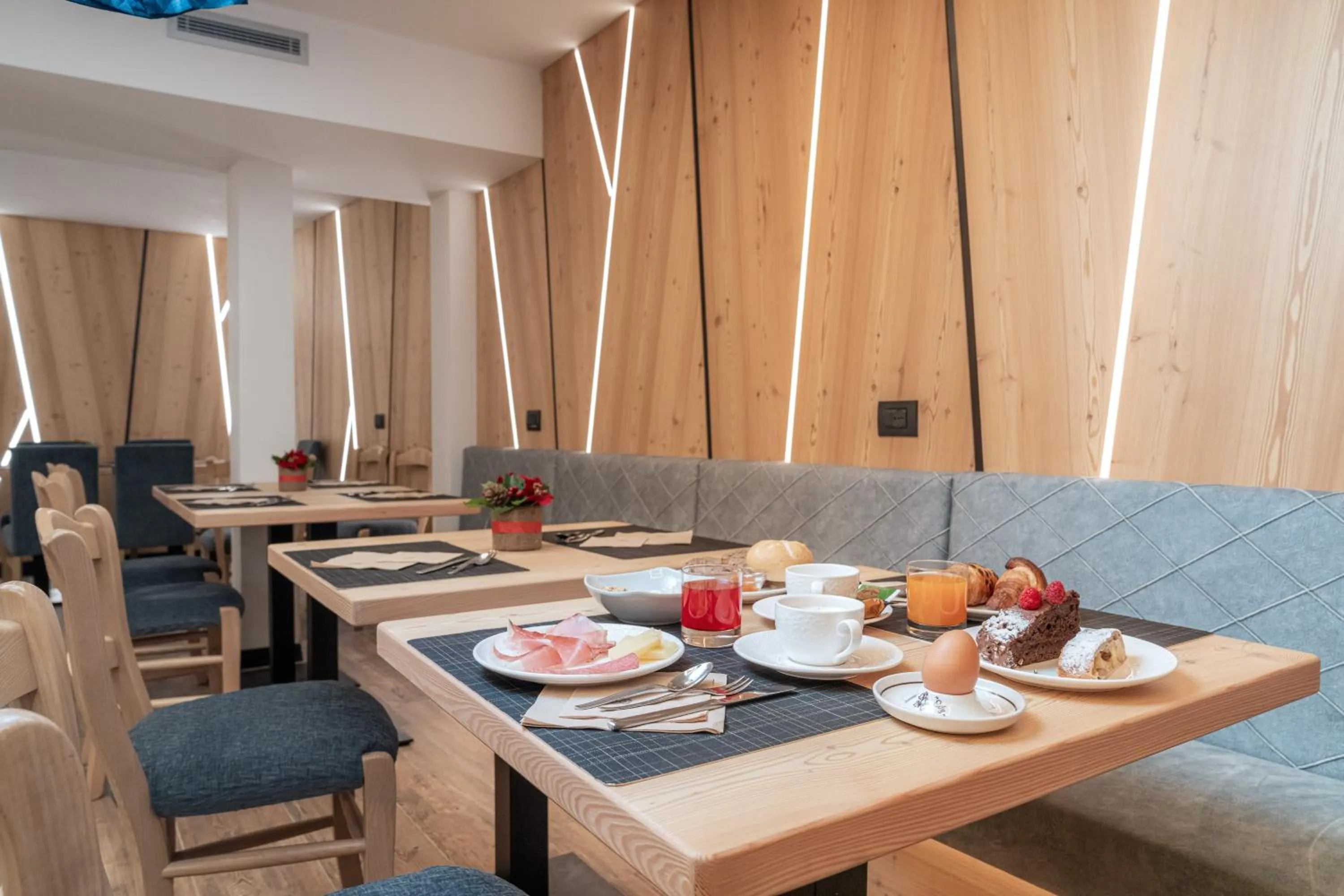 Breakfast in Albergo Garni Edy (B&B)