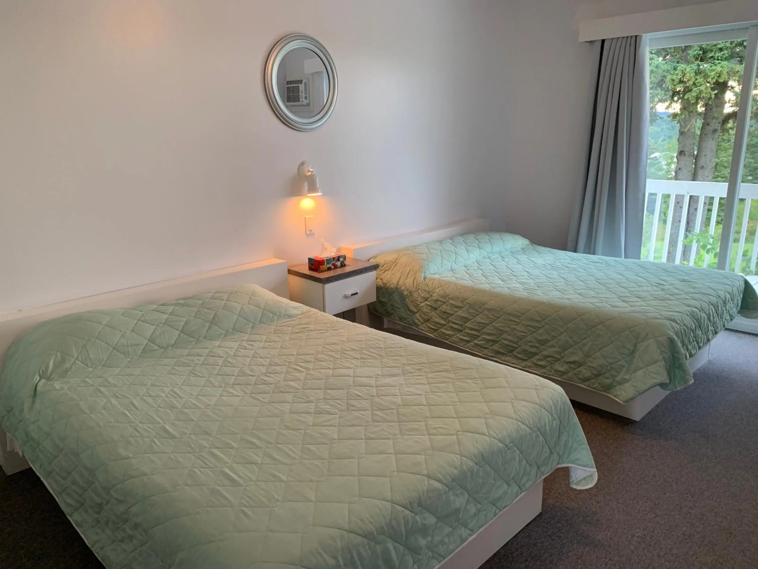 Bed in Auberge Motel Panorama