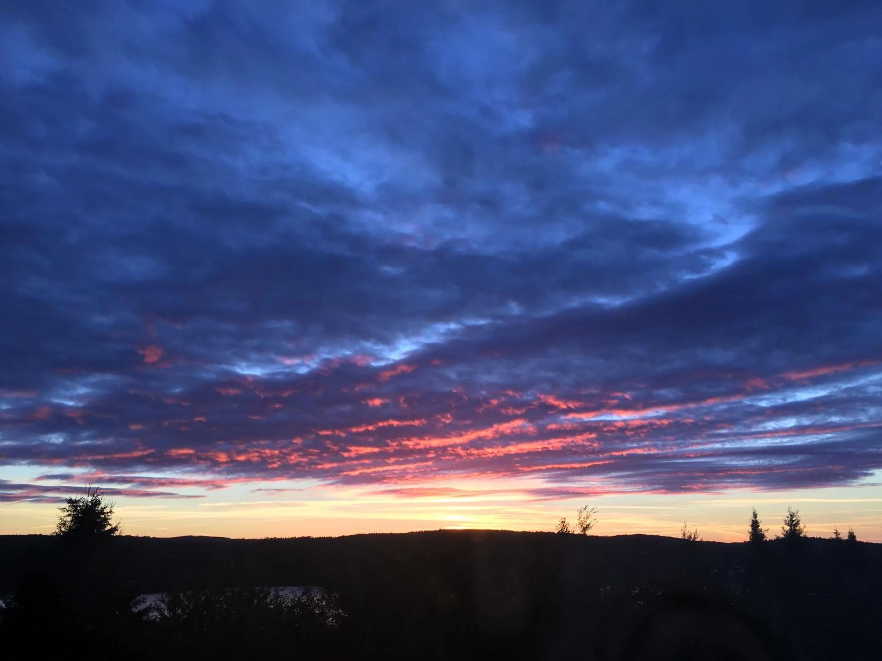 Sunset in Auberge Motel Panorama