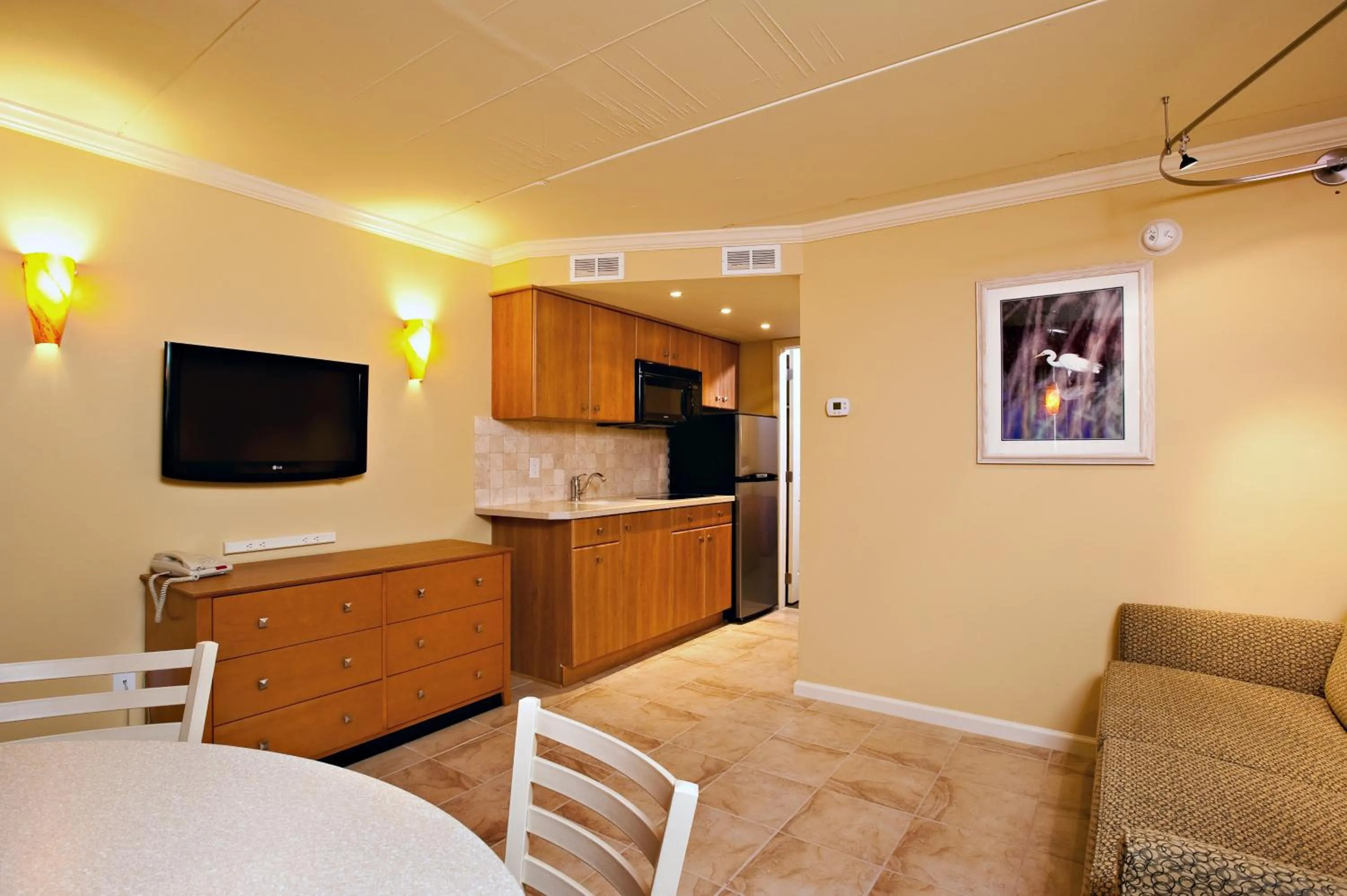 Living room in Fleur de Lis Beach Motel