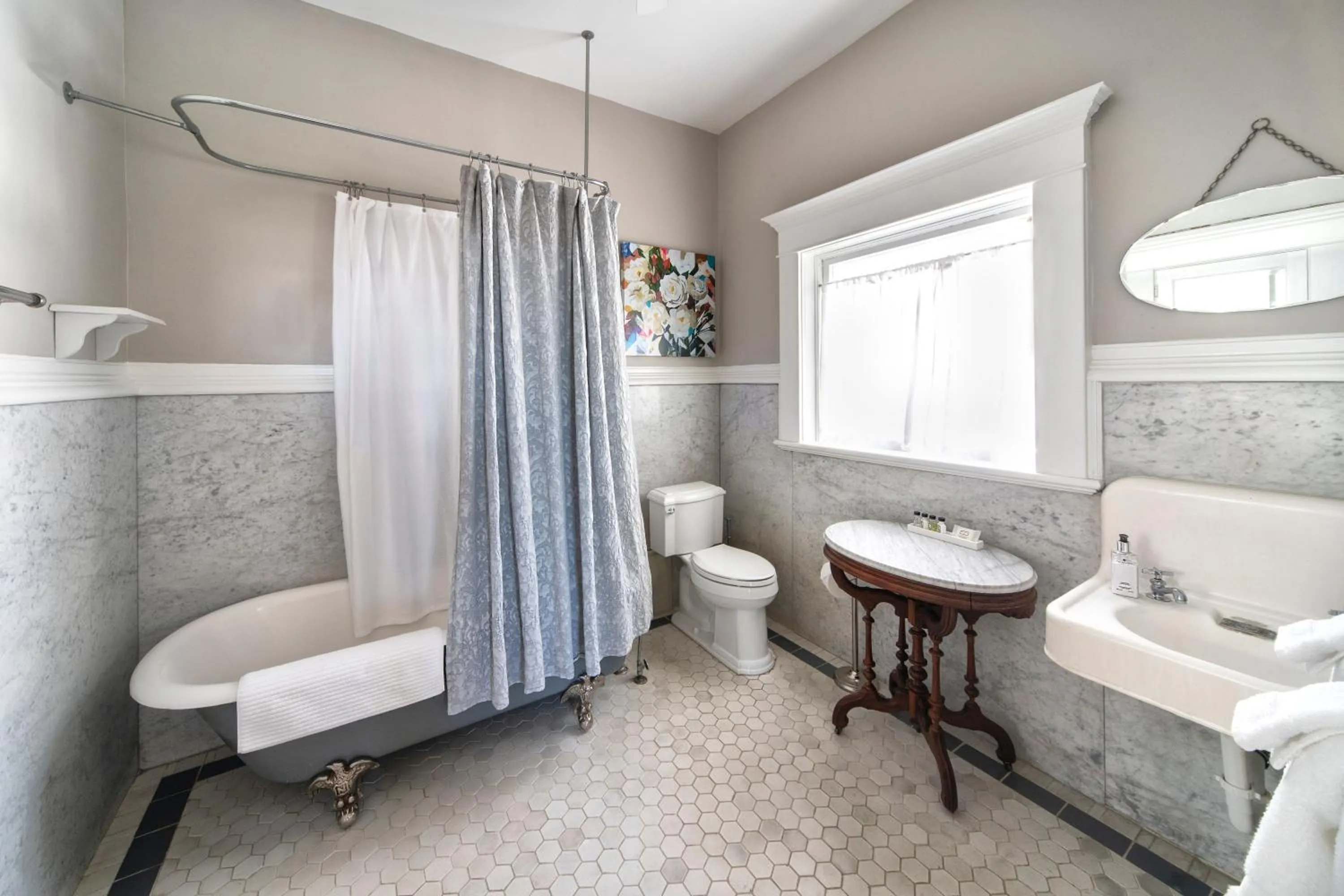 Bathroom in Katy House Bed and Breakfast