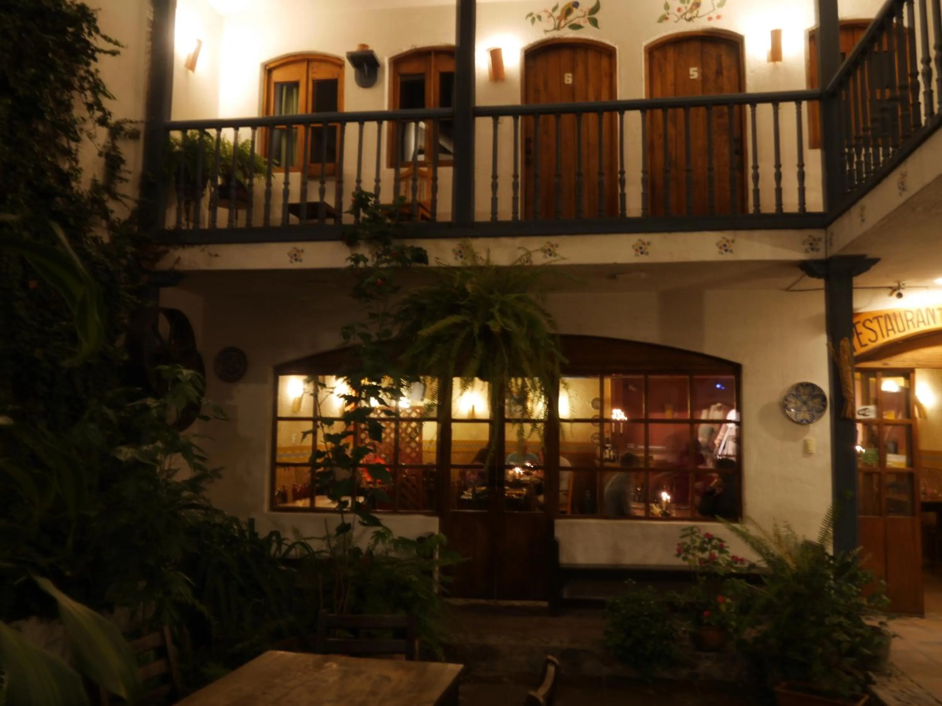 Restaurant/places to eat in Hotel Doña Esther
