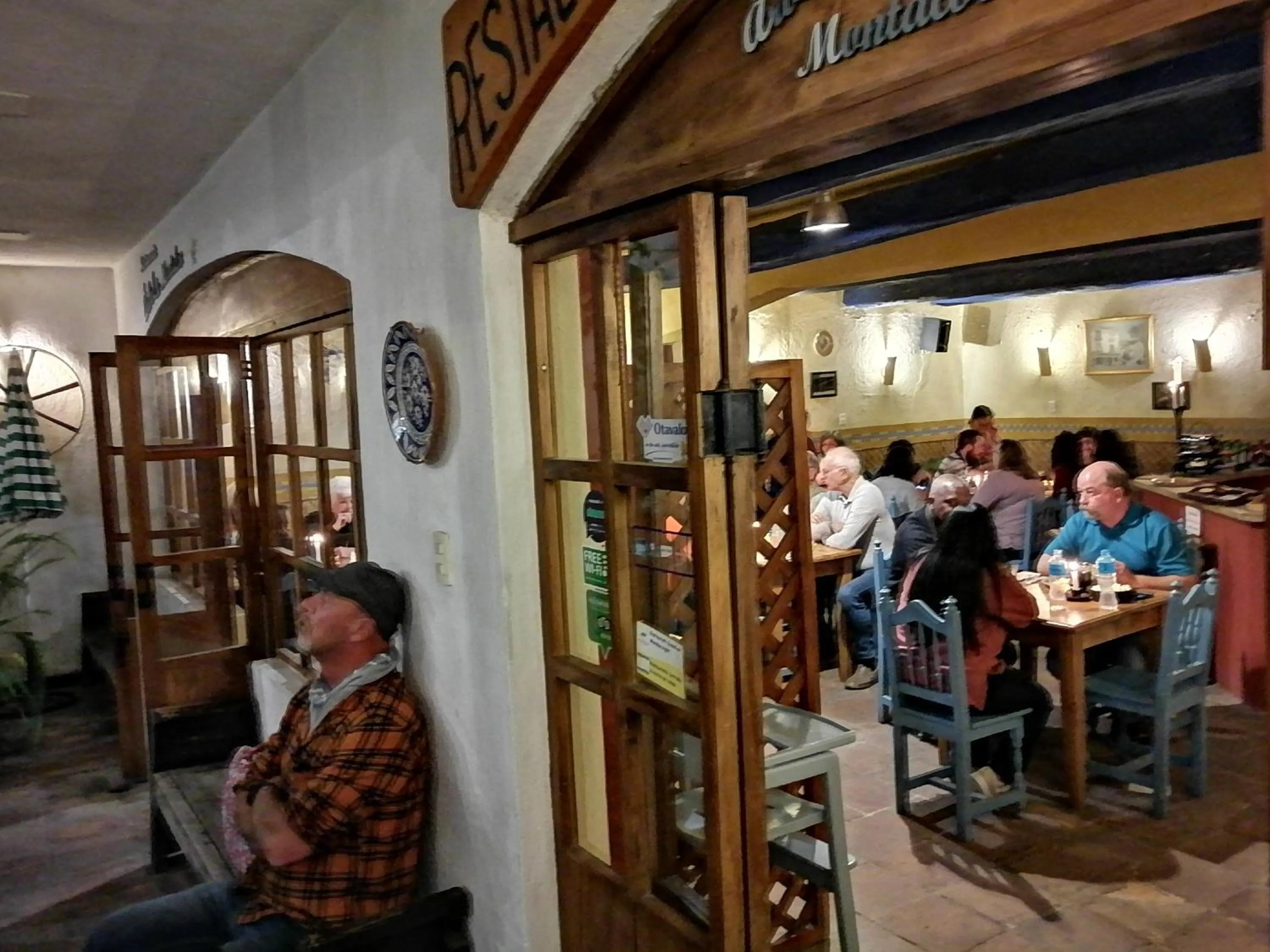 Restaurant/places to eat in Hotel Doña Esther