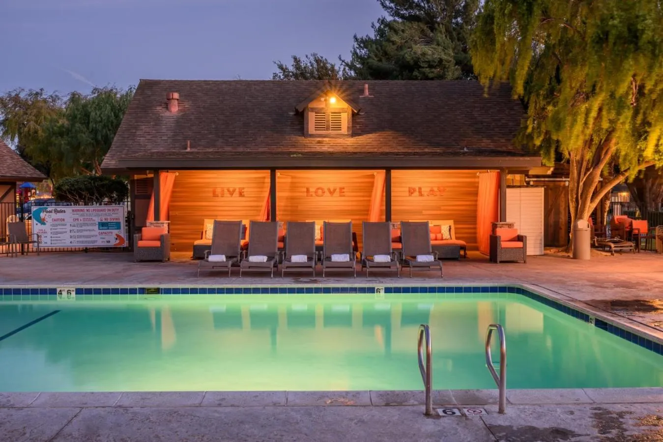 Flying Flags RV Resort & Campground