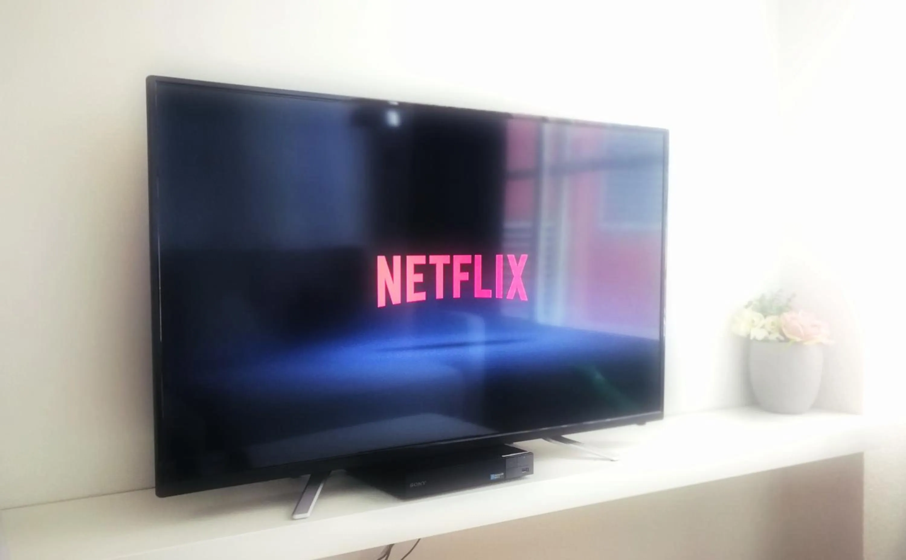 TV and multimedia in The Town Apartments