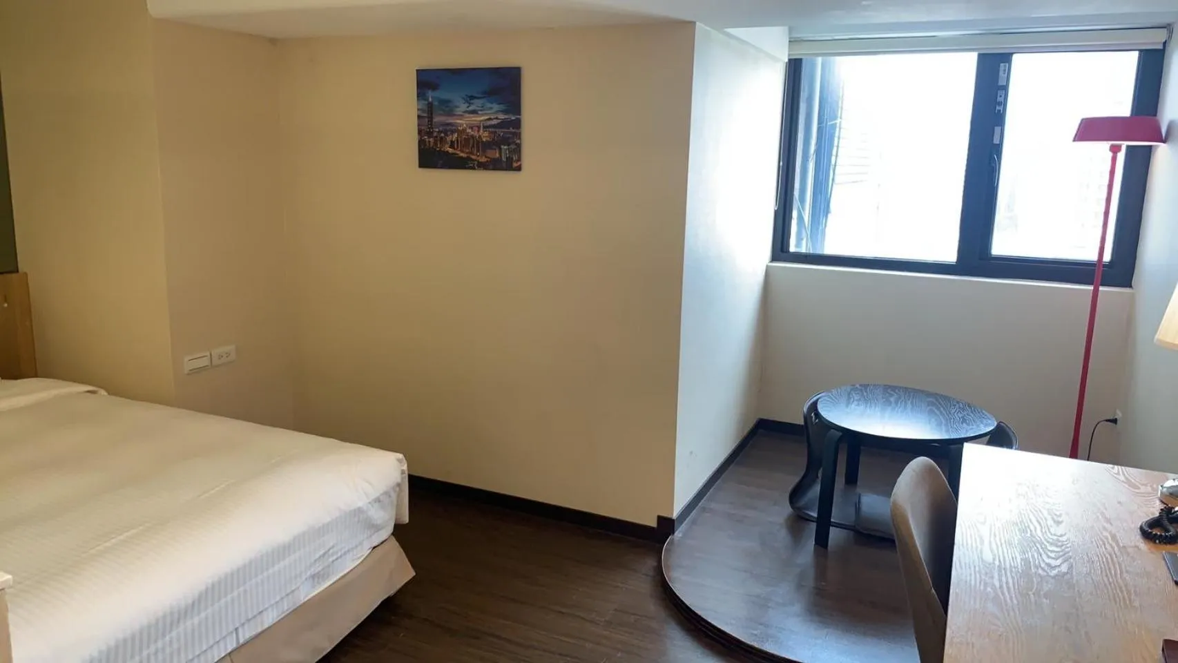 Bed in Eastin Taipei Hotel