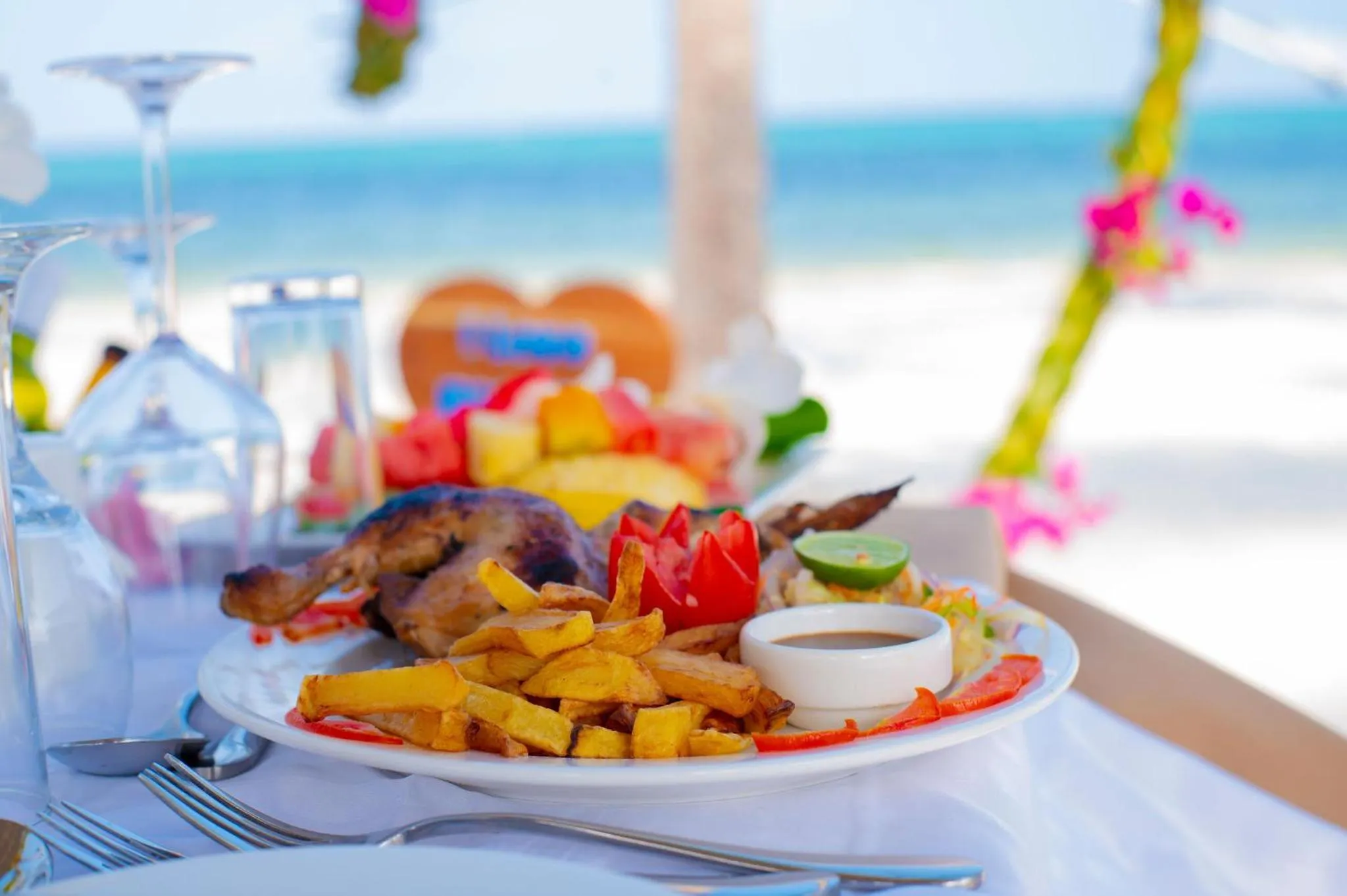 Food in Protels La Plage