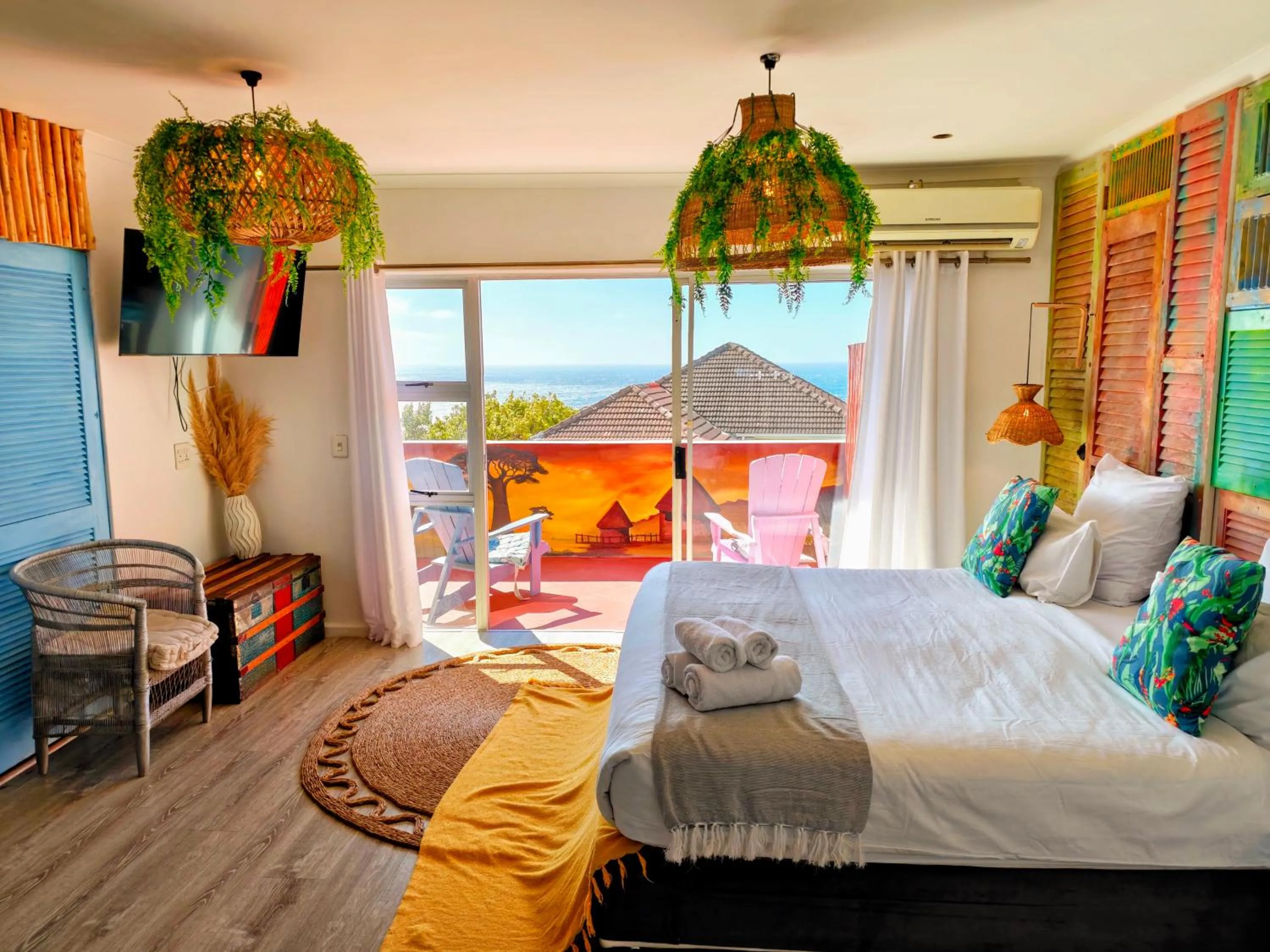 Bed in African Groove Camps Bay
