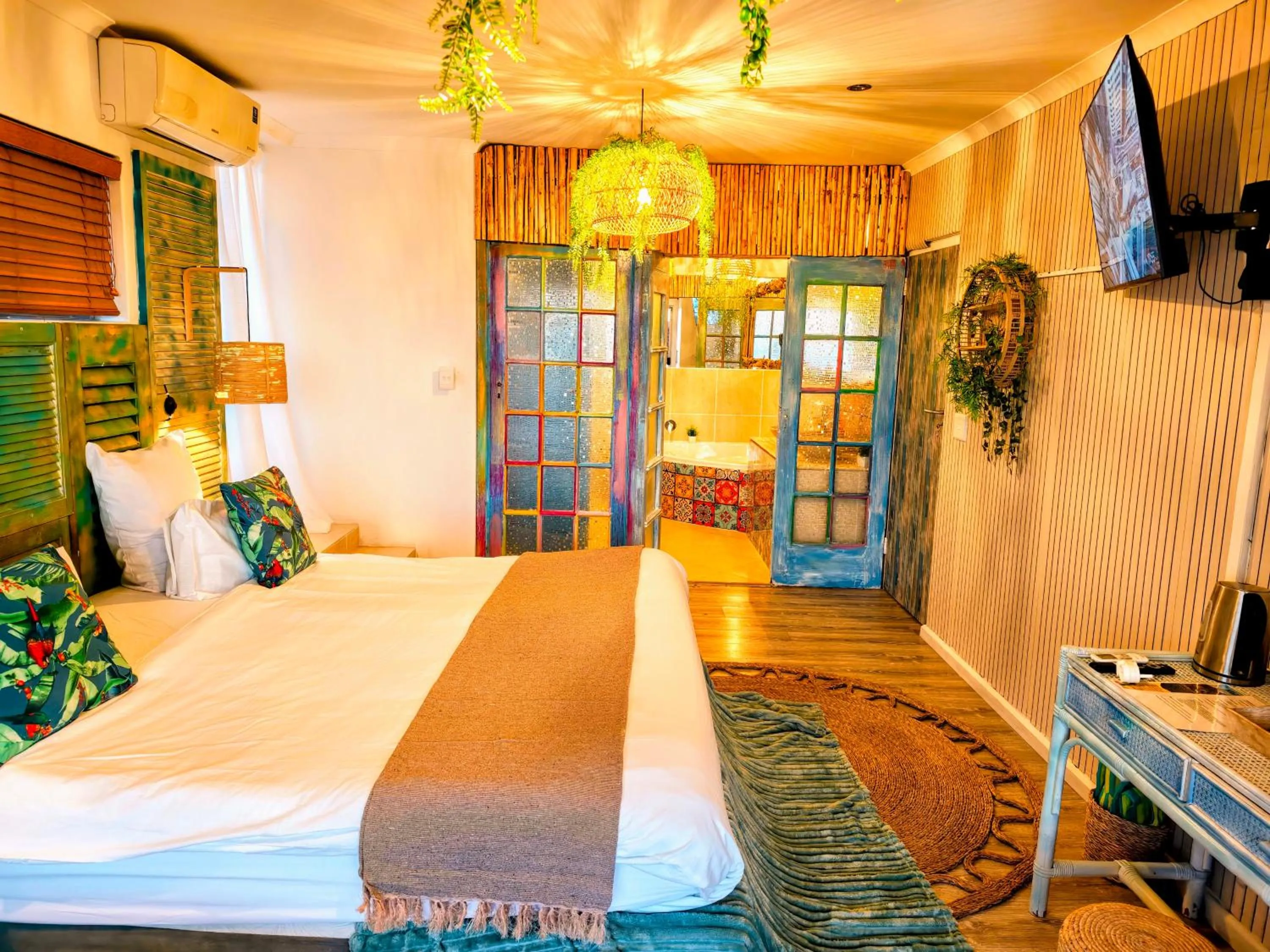 Bed in African Groove Camps Bay